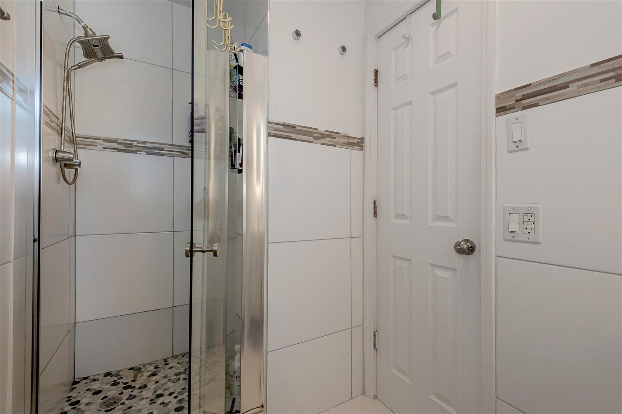 7509 NW 40th Place, Coral Springs, FL 33065