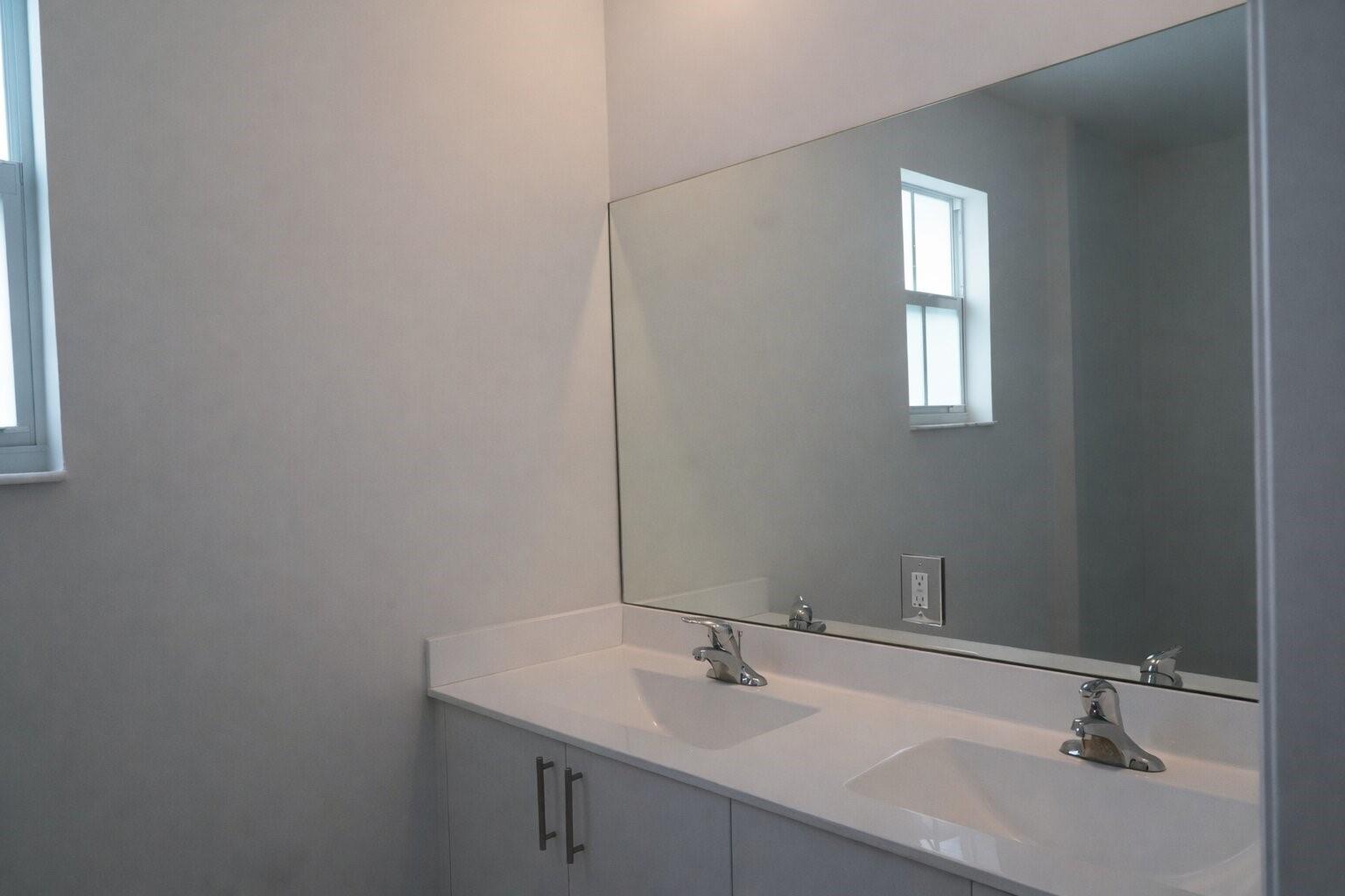 11833 NW 47th Mnr, Coral Springs, FL 33076