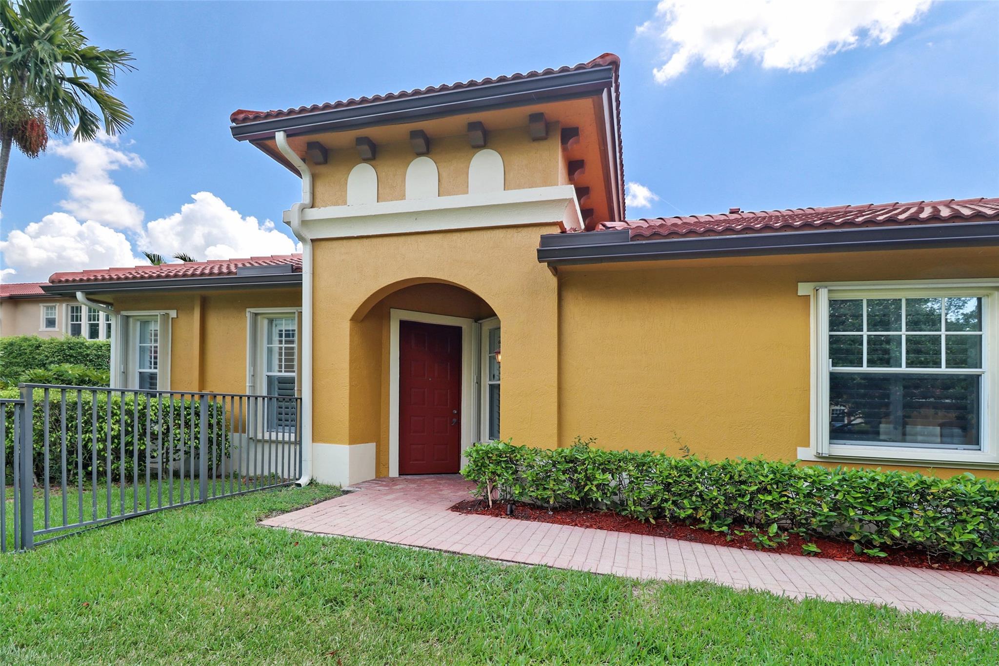 11955 NW 57th Mnr, Coral Springs, FL 33076