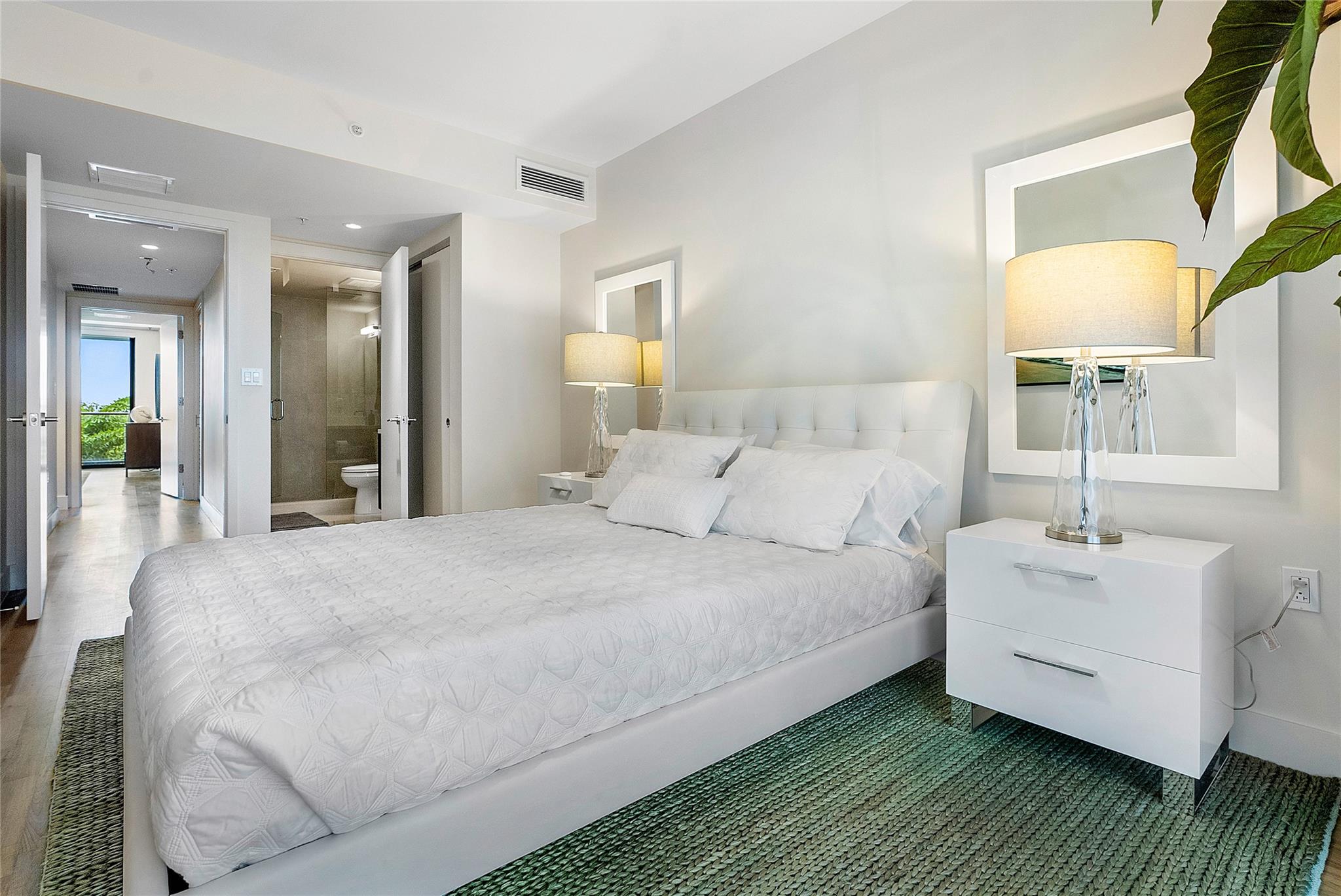 Photo for 3030 N Ocean, S203, Fort Lauderdale, FL 33308 - Listing #FX-10429298 3030 N Ocean, S203, Fort Lauderdale, FL 33308