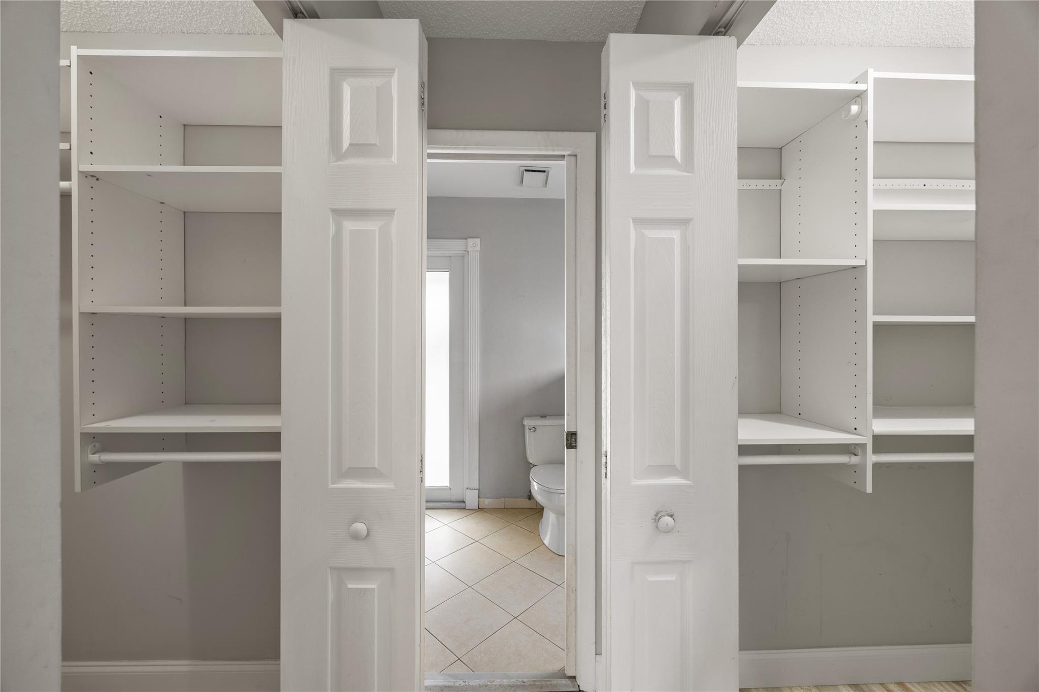 5302 NW 64th Way, Coral Springs, FL 33067