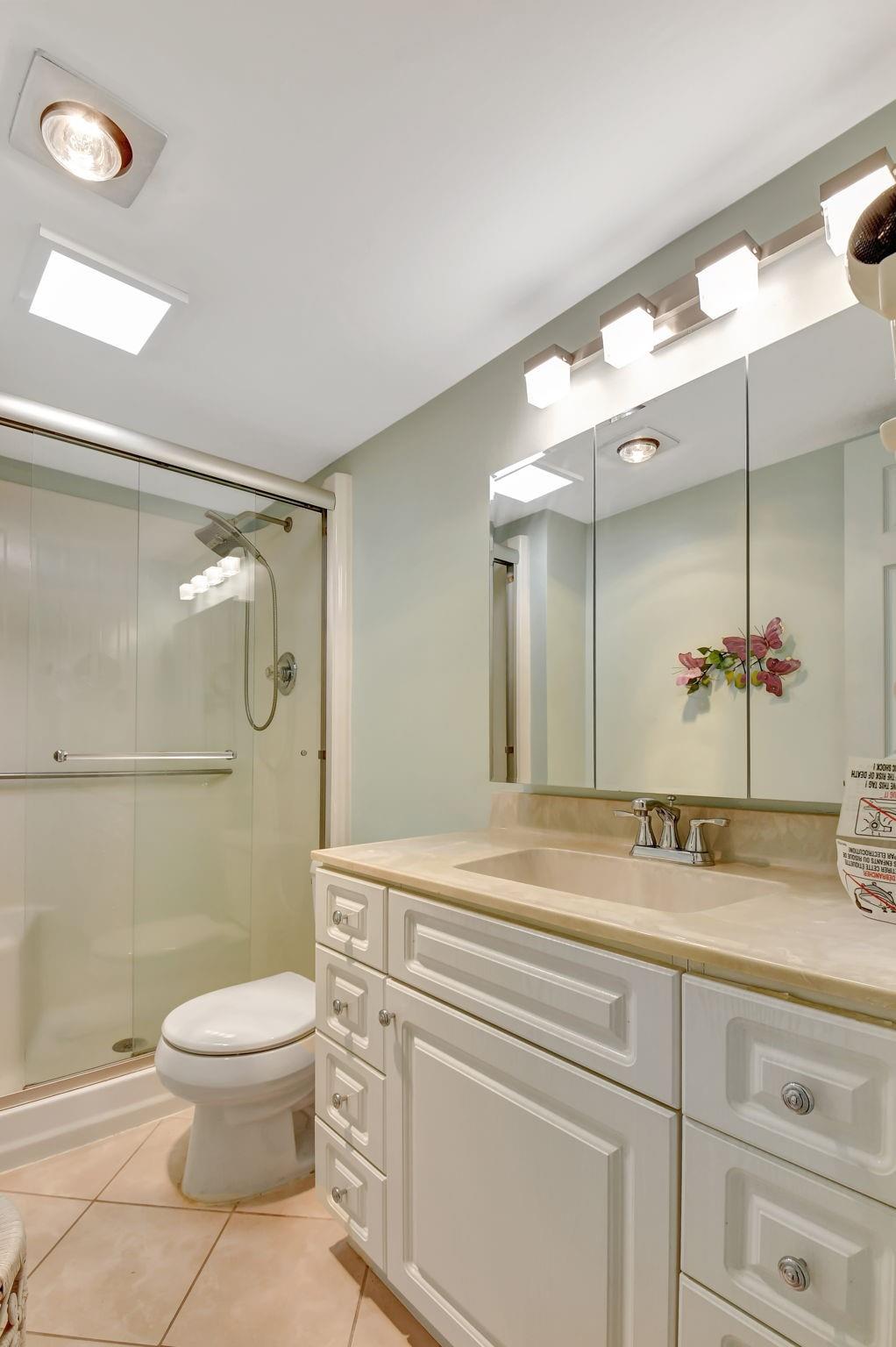 Photo for 2620 NE 1st Court, 311, Boynton Beach, FL 33435 - Listing #FX-10474605 2620 NE 1st Court, 311, Boynton Beach, FL 33435