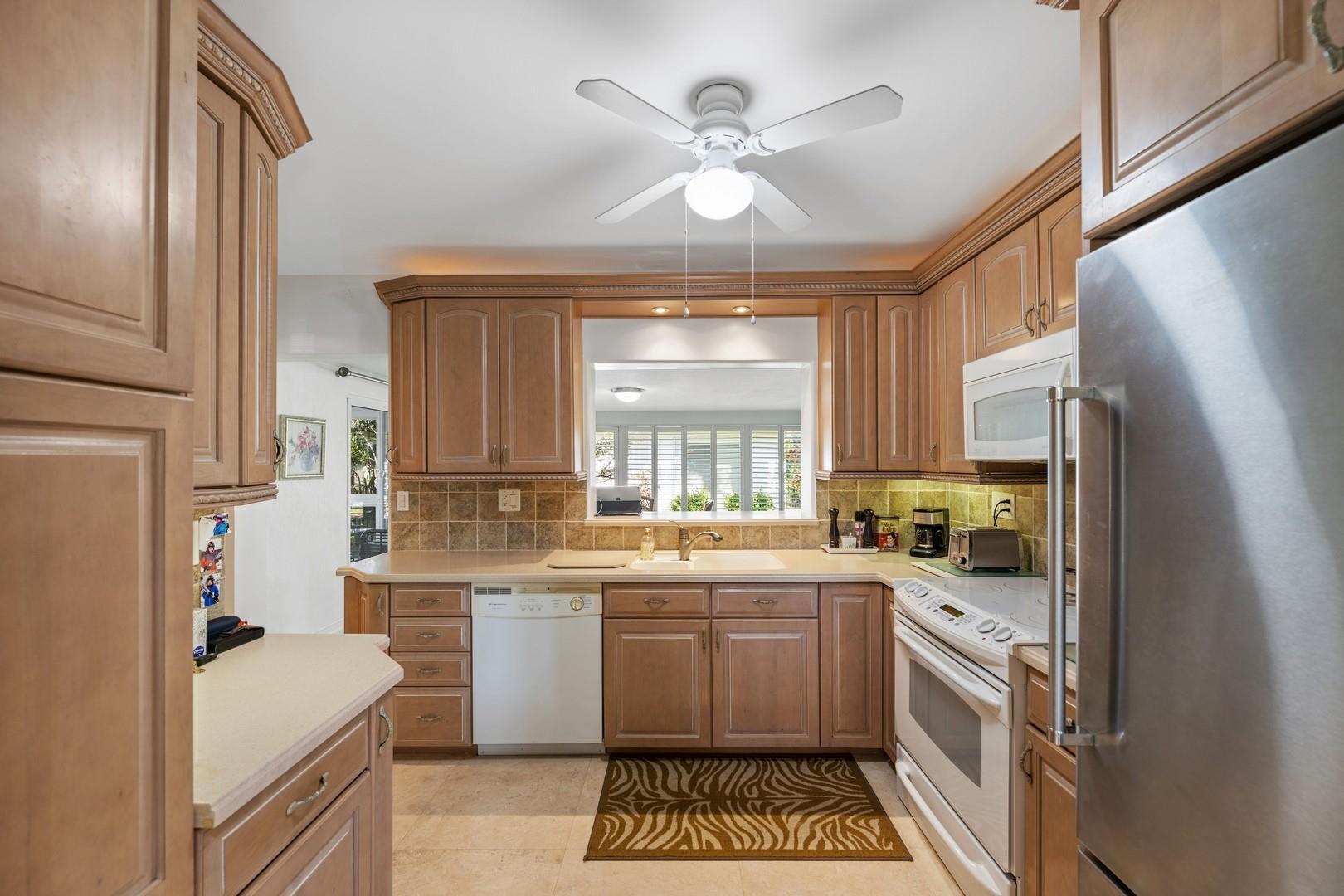 Photo for 1431 S Ocean Boulevard, #78, Lauderdale By The Sea, FL 33062 - Listing #FX-10414687 1431 S Ocean Boulevard, #78, Lauderdale By The Sea, FL 33062