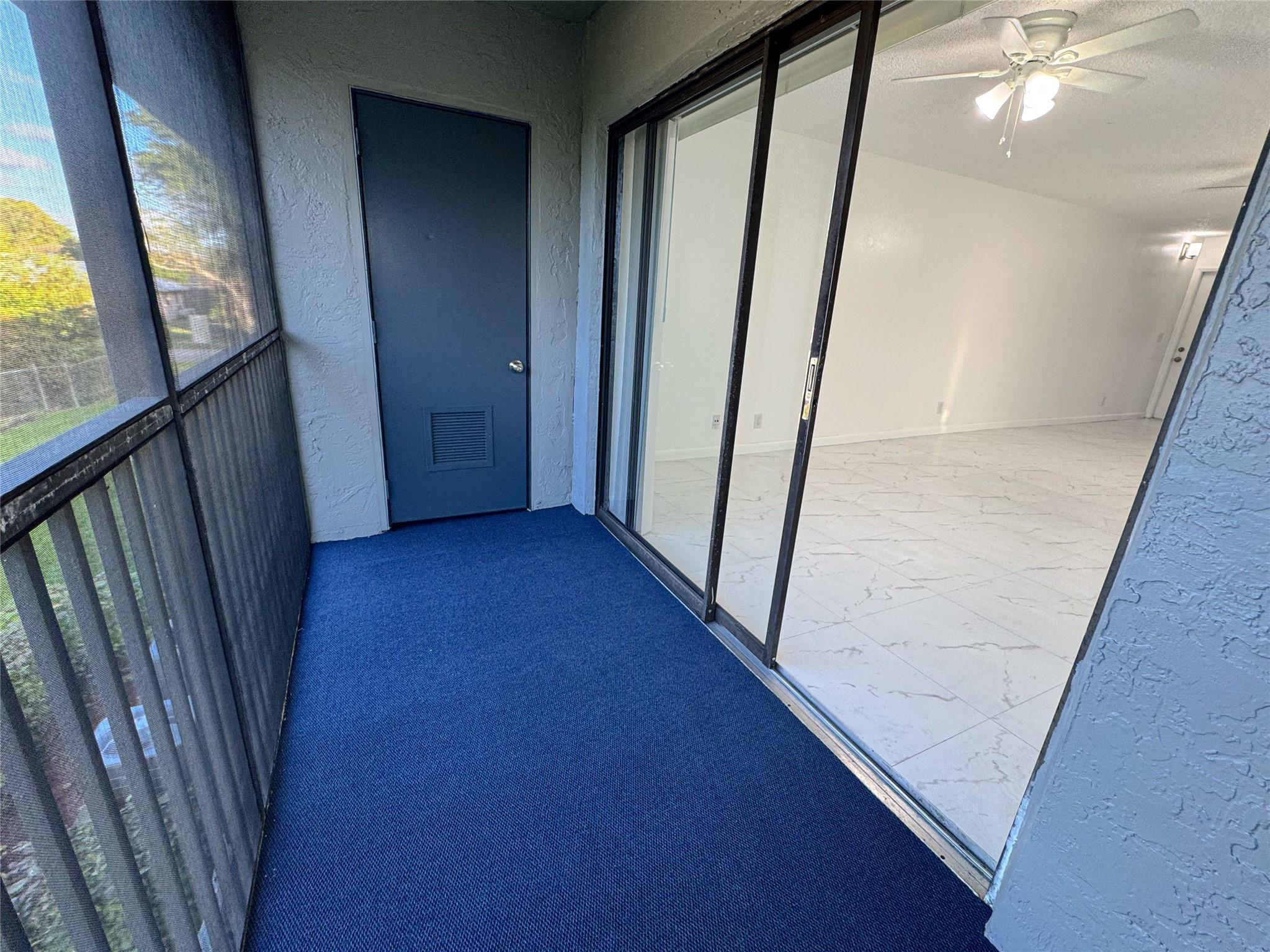 10687 Royal Palm Boulevard, Coral Springs, FL 33065