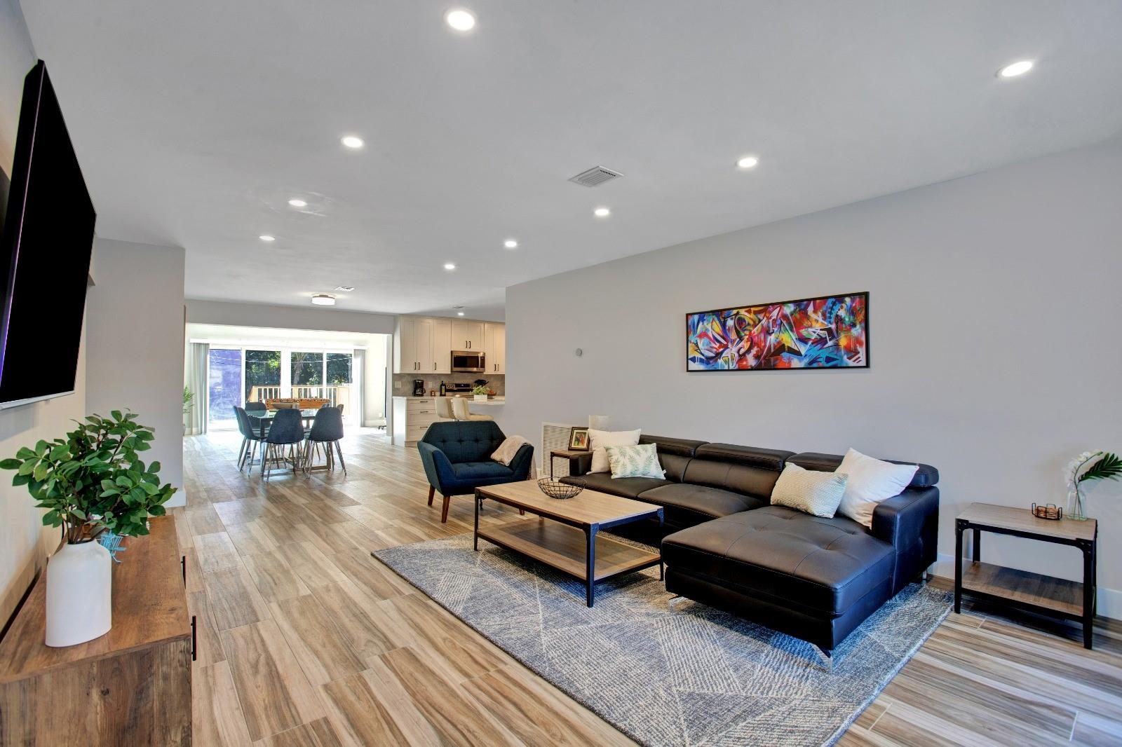 Photo for 2632 Madison Street, Hollywood, FL 33020 - listing #FX-10534407 2632 Madison Street, Hollywood, FL 33020