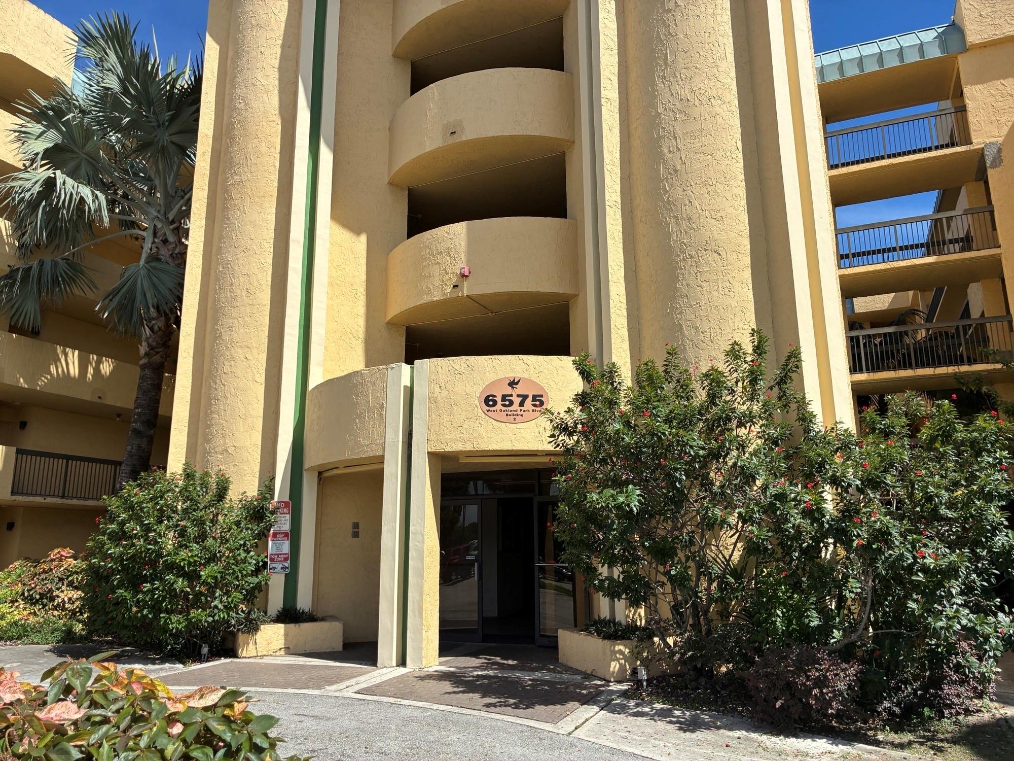 Photo for 6575 W Oakland Park Boulevard, 508 508, Lauderhill, FL 33313 - listing #FX-10530340 6575 W Oakland Park Boulevard, 508 508, Lauderhill, FL 33313