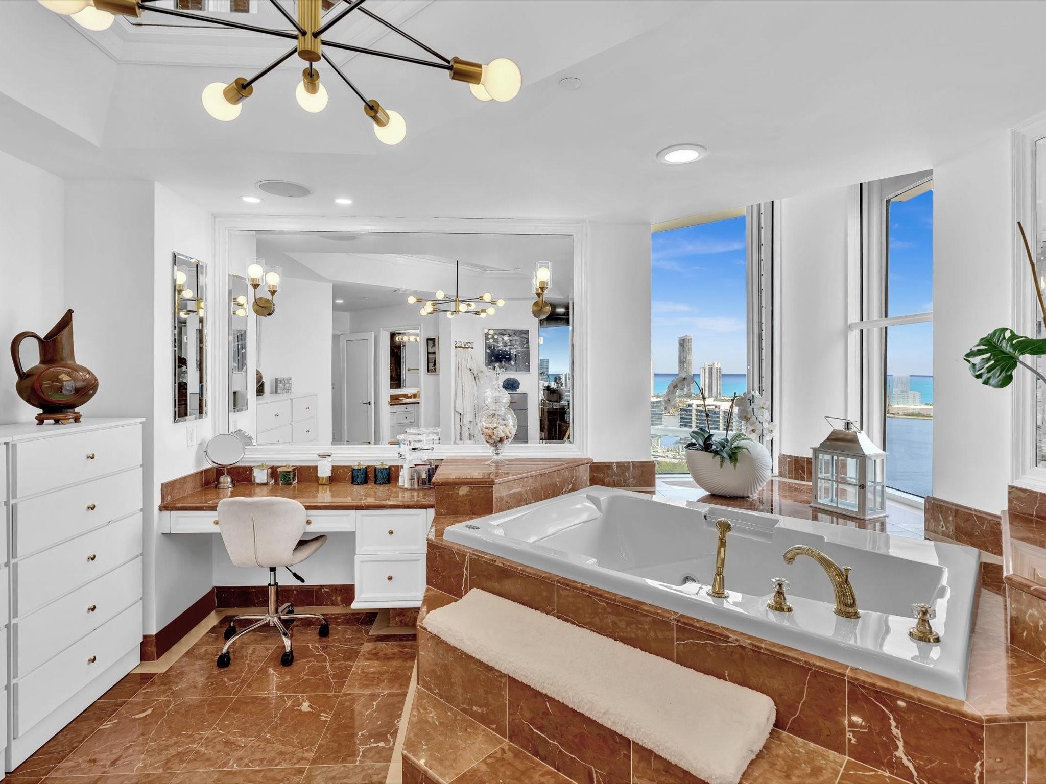 Photo for 7000 Island Boulevard, PH-06, Aventura, FL 33160 - Listing #FX-10485517 7000 Island Boulevard, PH-06, Aventura, FL 33160