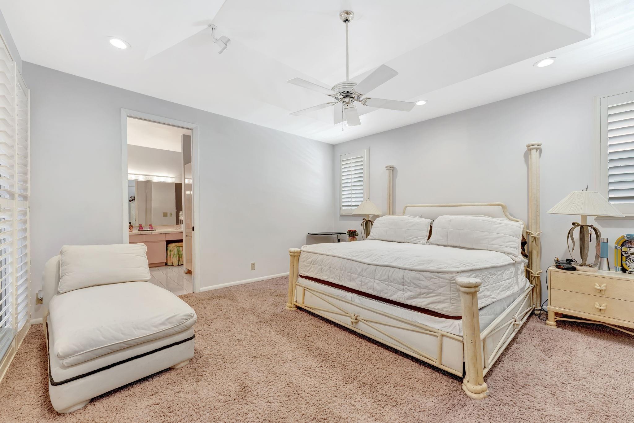 12055 Classic Drive, Coral Springs, FL 33071