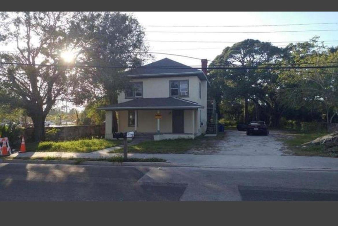 Photo for 201 N 17th Street, Fort Pierce, FL 34950 - listing #FX-10527552 201 N 17th Street, Fort Pierce, FL 34950