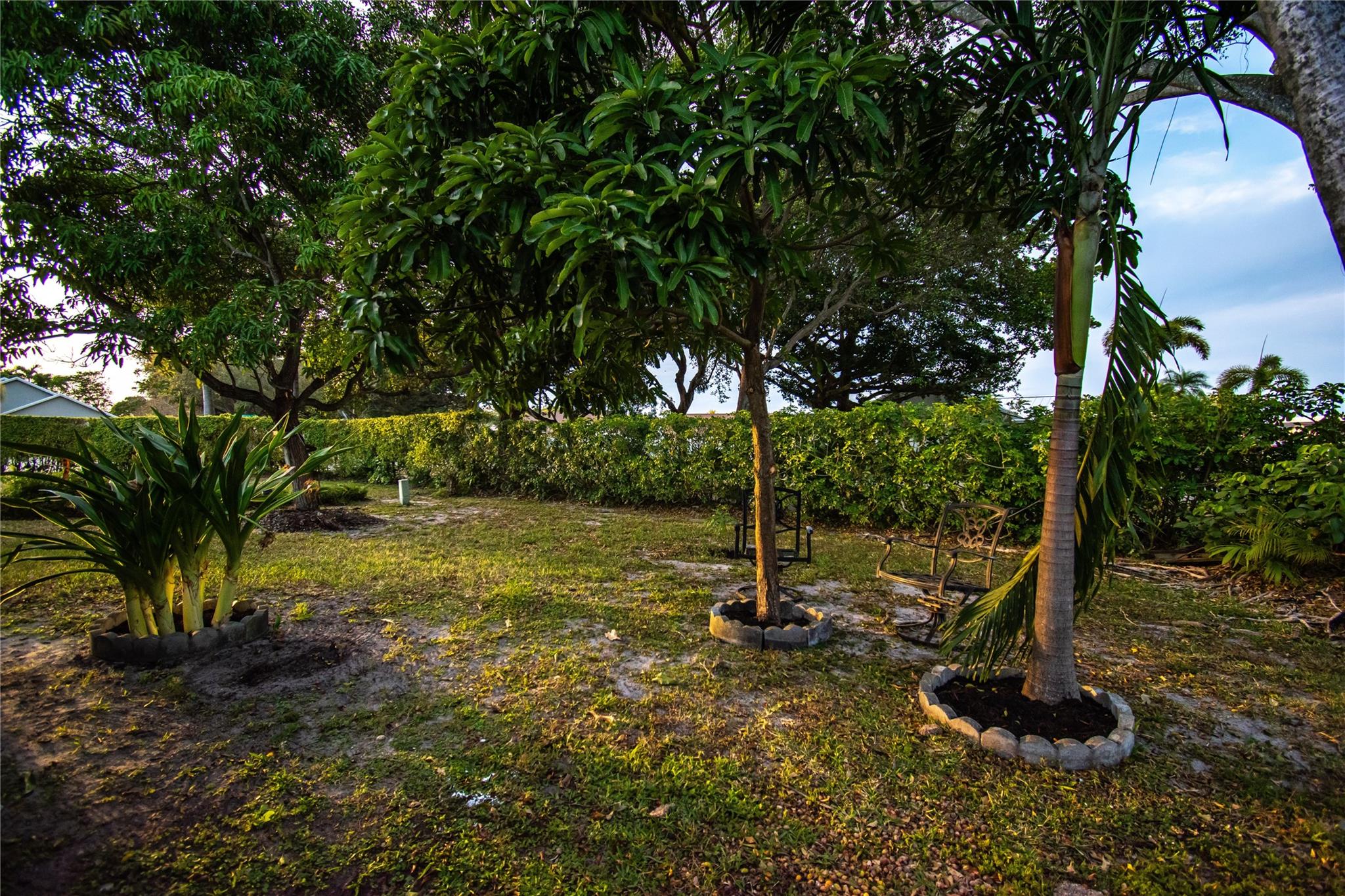 9107 Chatsworth Cascades Circle, Boca Raton, FL 33434