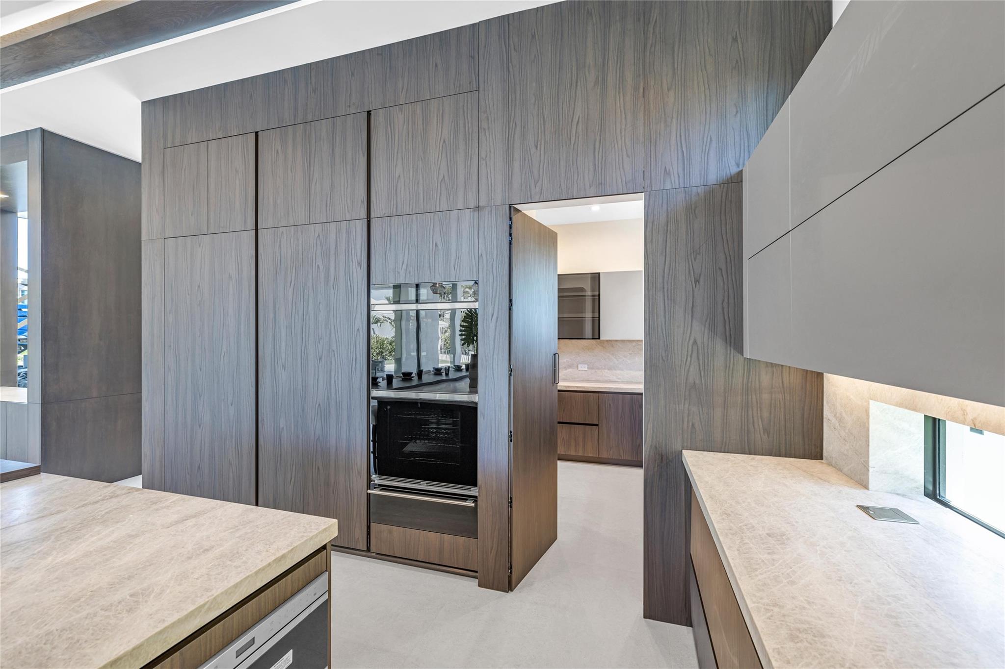 51 Isla Bahia Drive, Fort Lauderdale, FL 33316