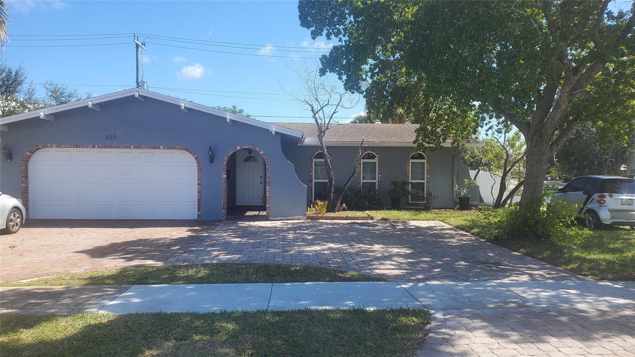 Photo for 616 SE 8th Avenue, Deerfield Beach, FL 33441 - listing #FX-10533271 616 SE 8th Avenue, Deerfield Beach, FL 33441