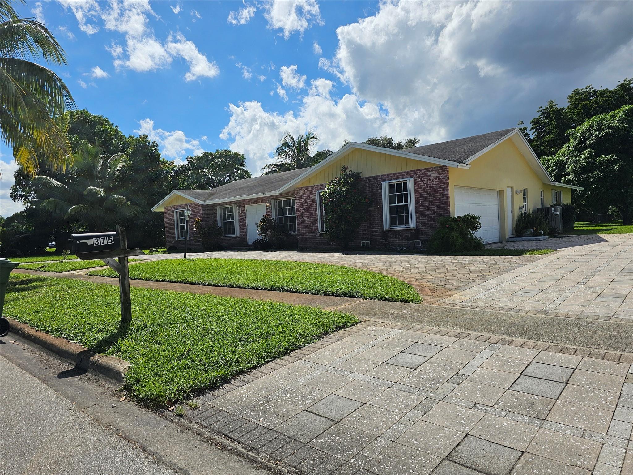 Photo for 375 SW 66th Avenue, Margate, FL 33068 - listing #FX-10533728 375 SW 66th Avenue, Margate, FL 33068