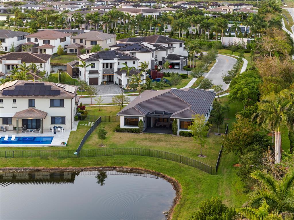 Photo for 10410 S Lago Vista Circle, Parkland, FL 33076 - Listing #FX-10434740 10410 S Lago Vista Circle, Parkland, FL 33076