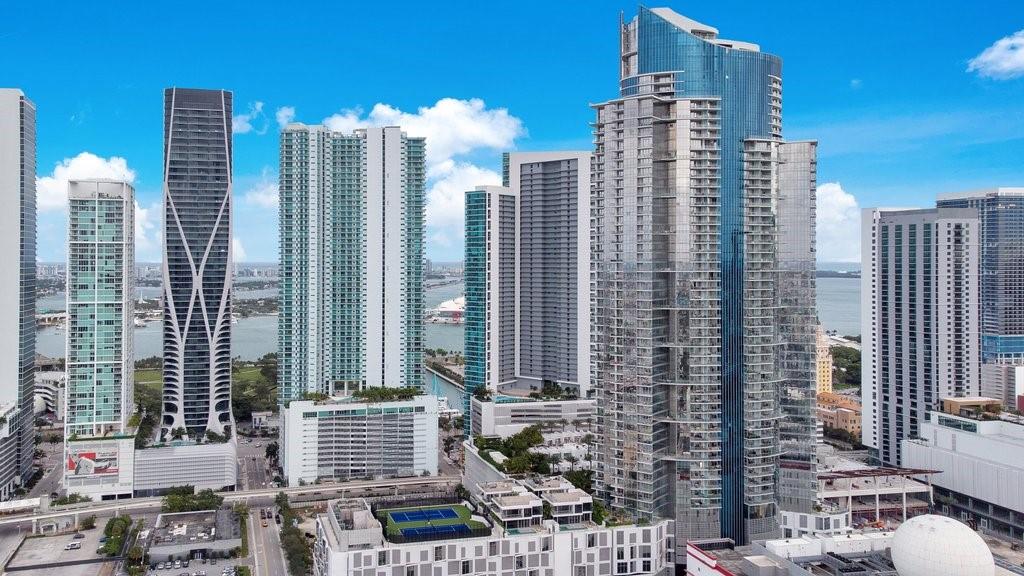851 NE 1st Avenue 2202, Miami, FL 33132