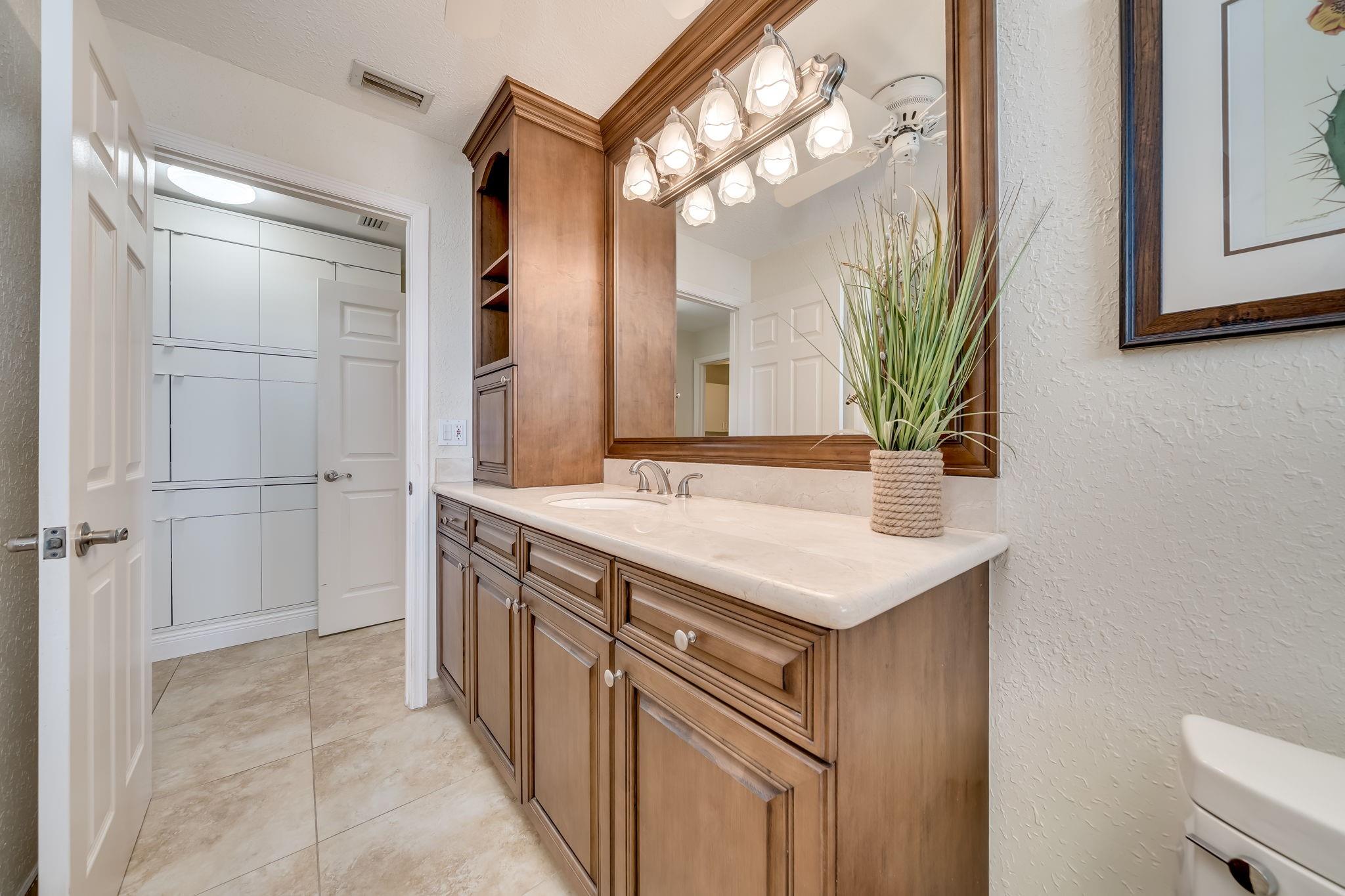 12422 Classic Drive, Coral Springs, FL 33071