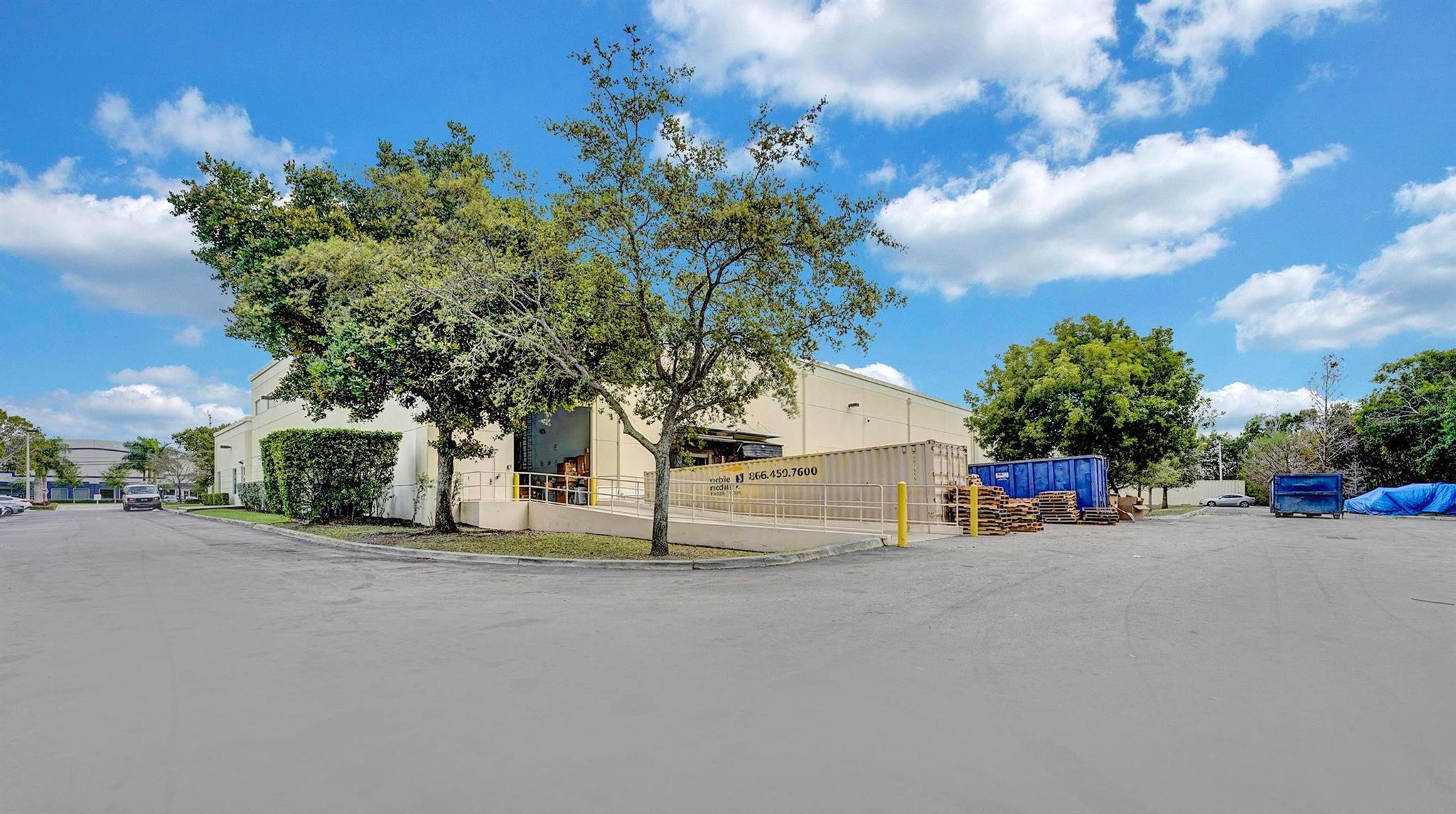 4300 NW 124th Avenue, Coral Springs, FL 33065