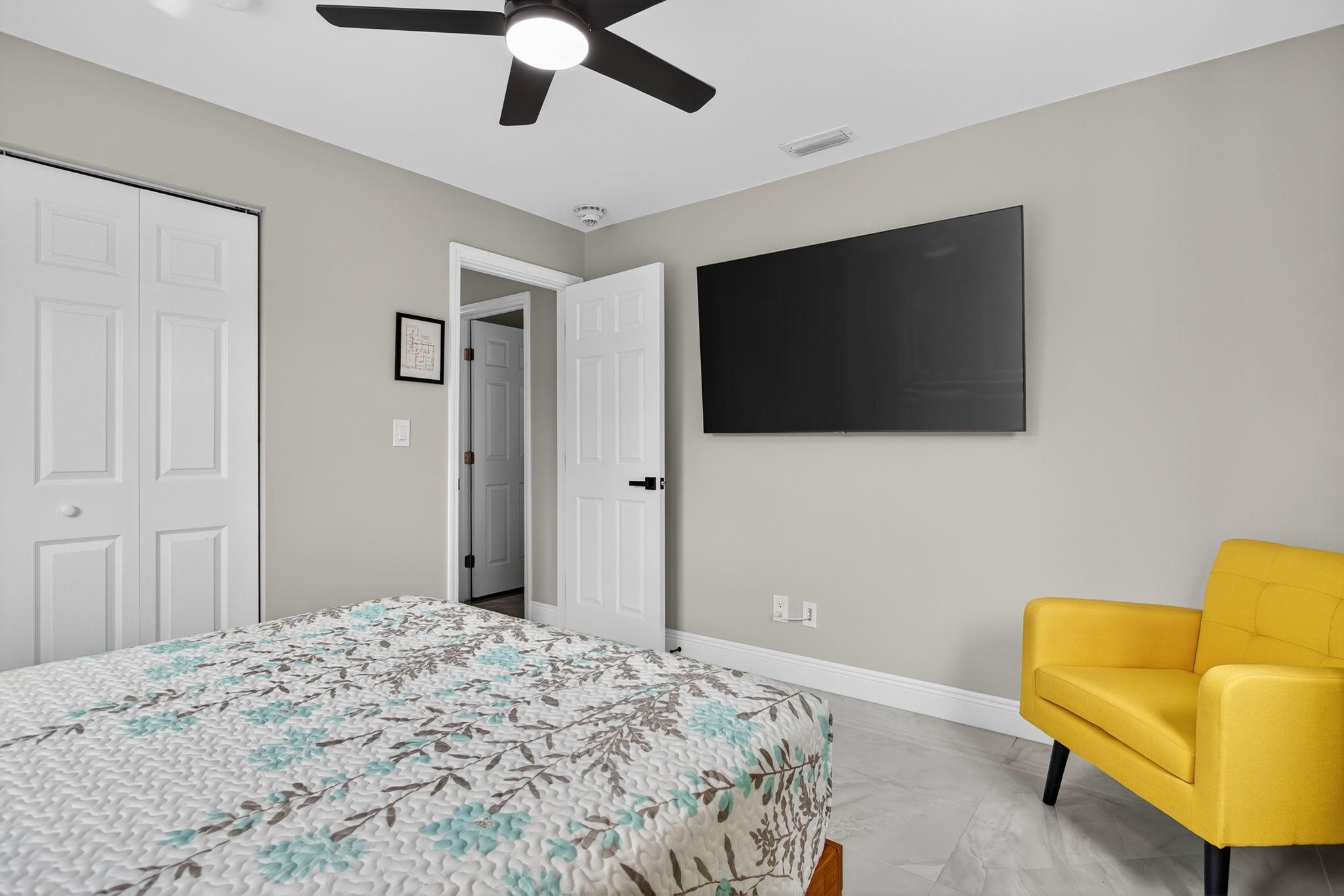 2421 NW 114th Avenue, Coral Springs, FL 33065