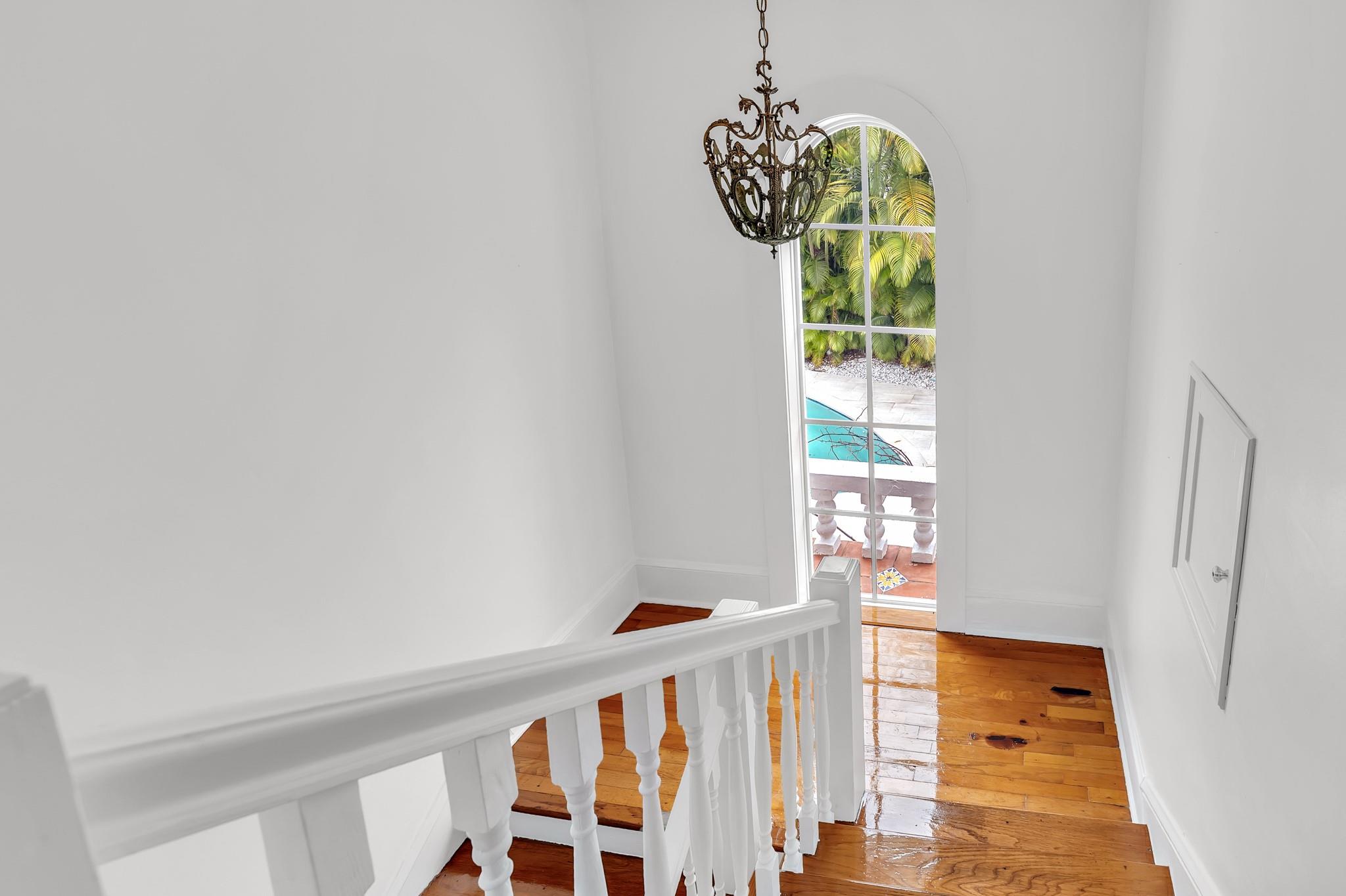 5960 N Bayshore Drive, Miami, FL 33137