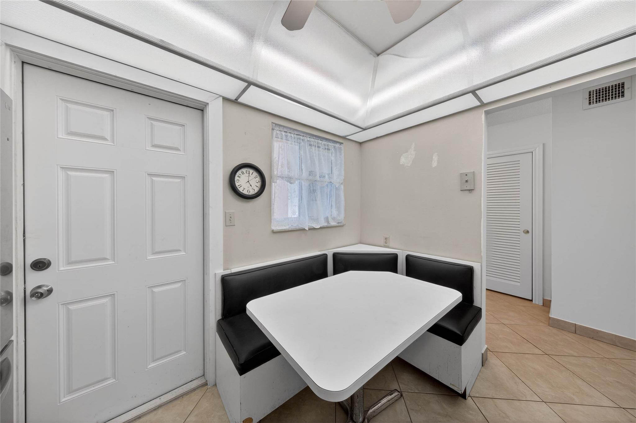 610 NE 12th Avenue 601, Hallandale Beach, FL 33009