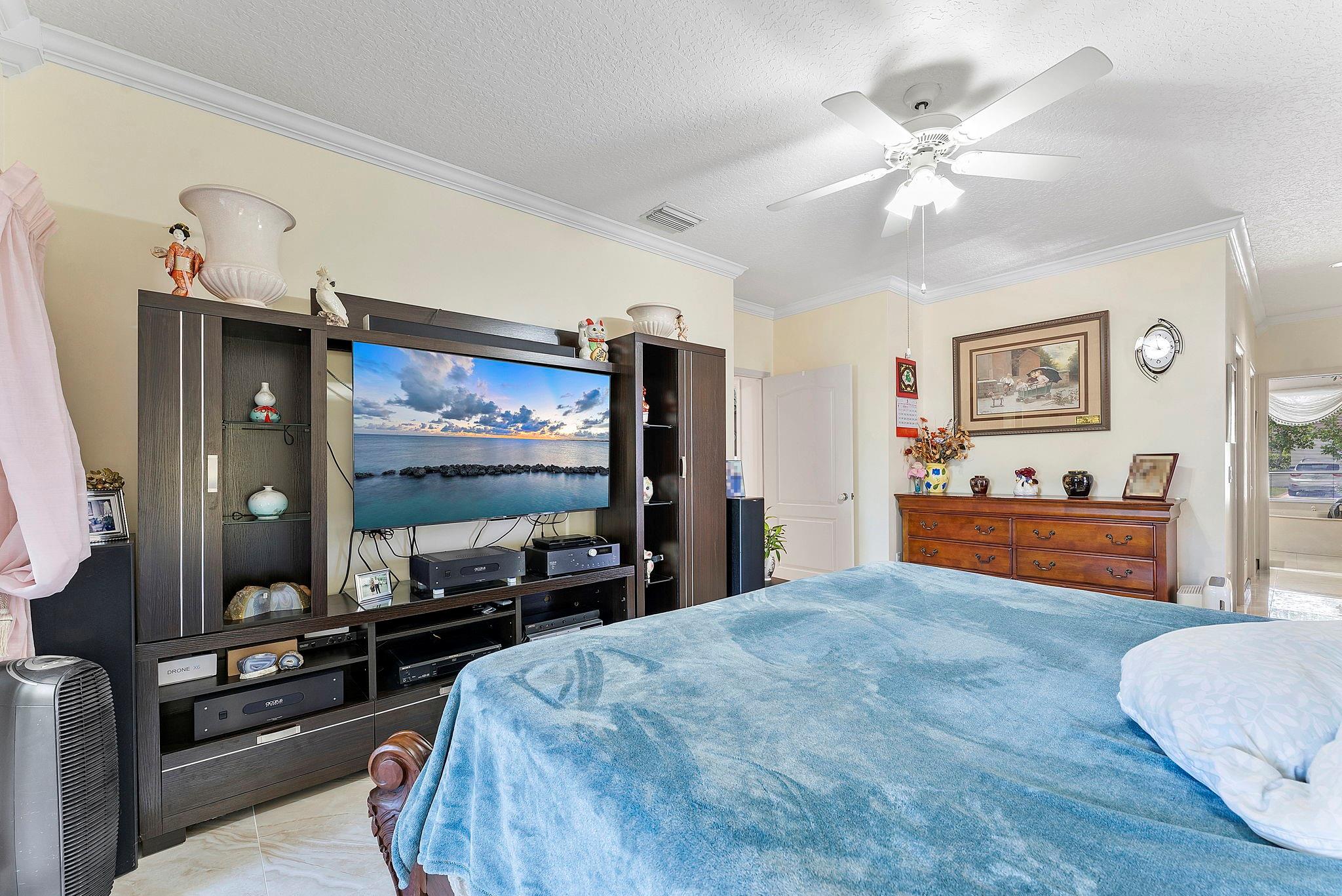 Photo for 8564 Rolling Hills Boulevard, Lake Worth, FL 33467 - Listing #FX-10502996 8564 Rolling Hills Boulevard, Lake Worth, FL 33467