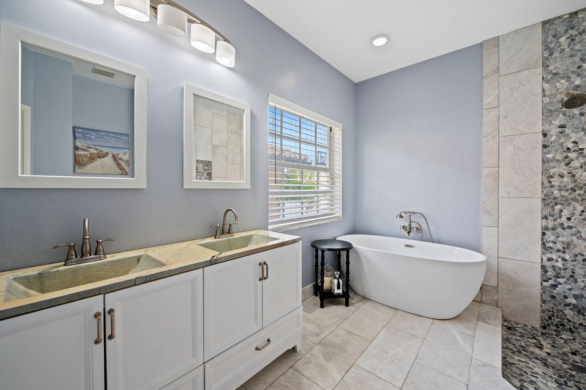 4080 NW 83rd Lane, Coral Springs, FL 33065