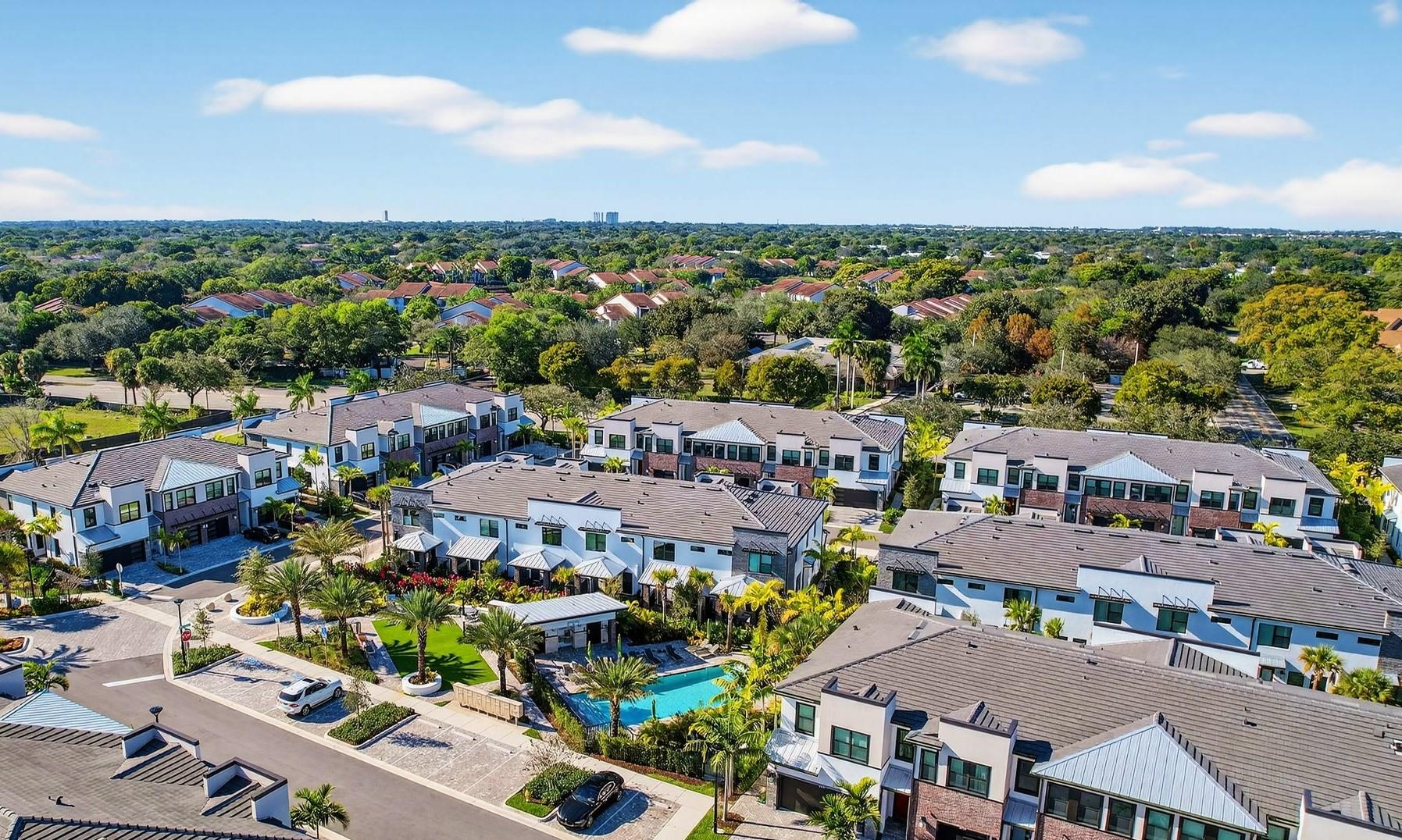 770 NW 82nd Terrace, Plantation, FL 33324