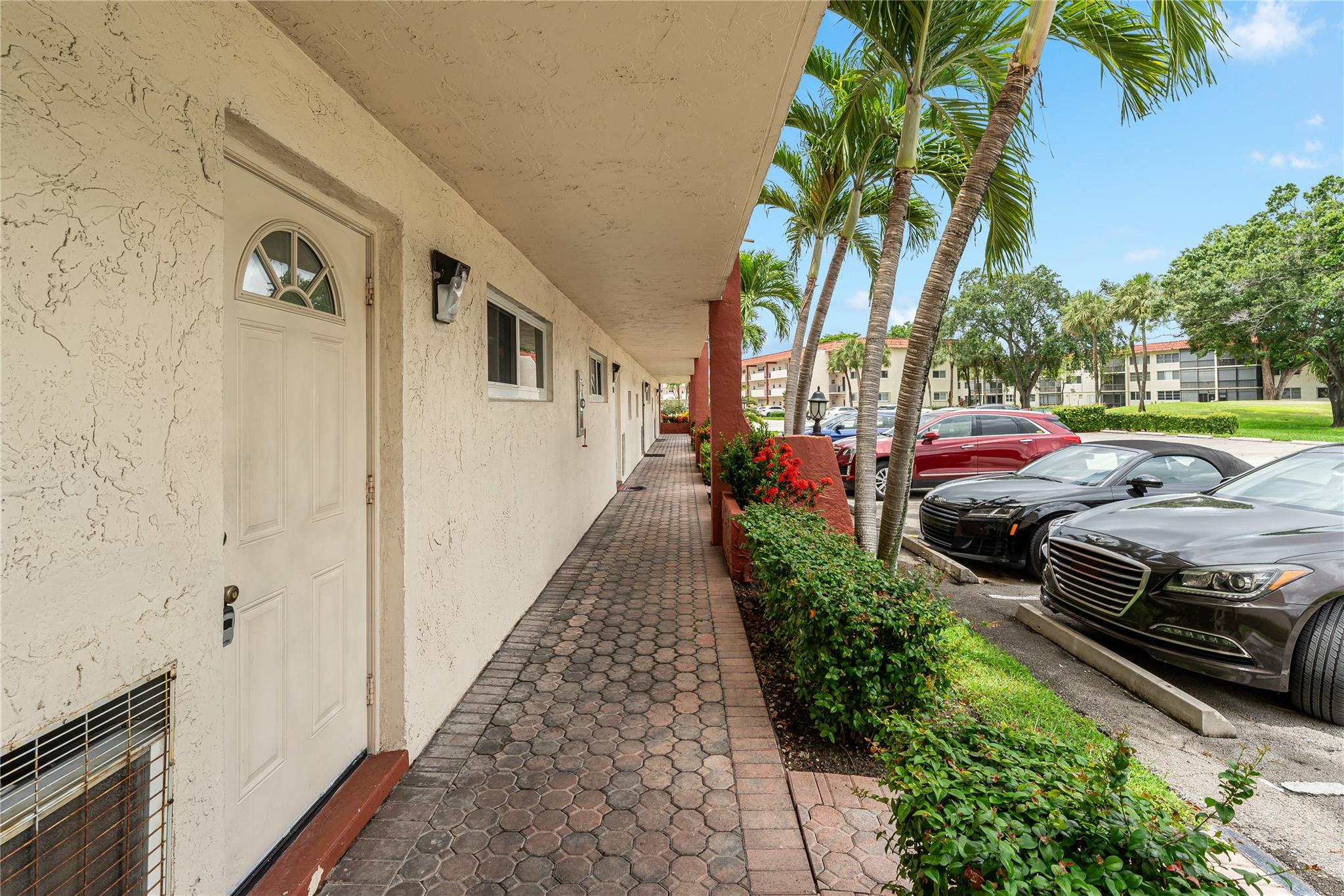 Photo for 411 S Hollybrook Drive, 109, Pembroke Pines, FL 33025 - Listing #FX-10519648 411 S Hollybrook Drive, 109, Pembroke Pines, FL 33025