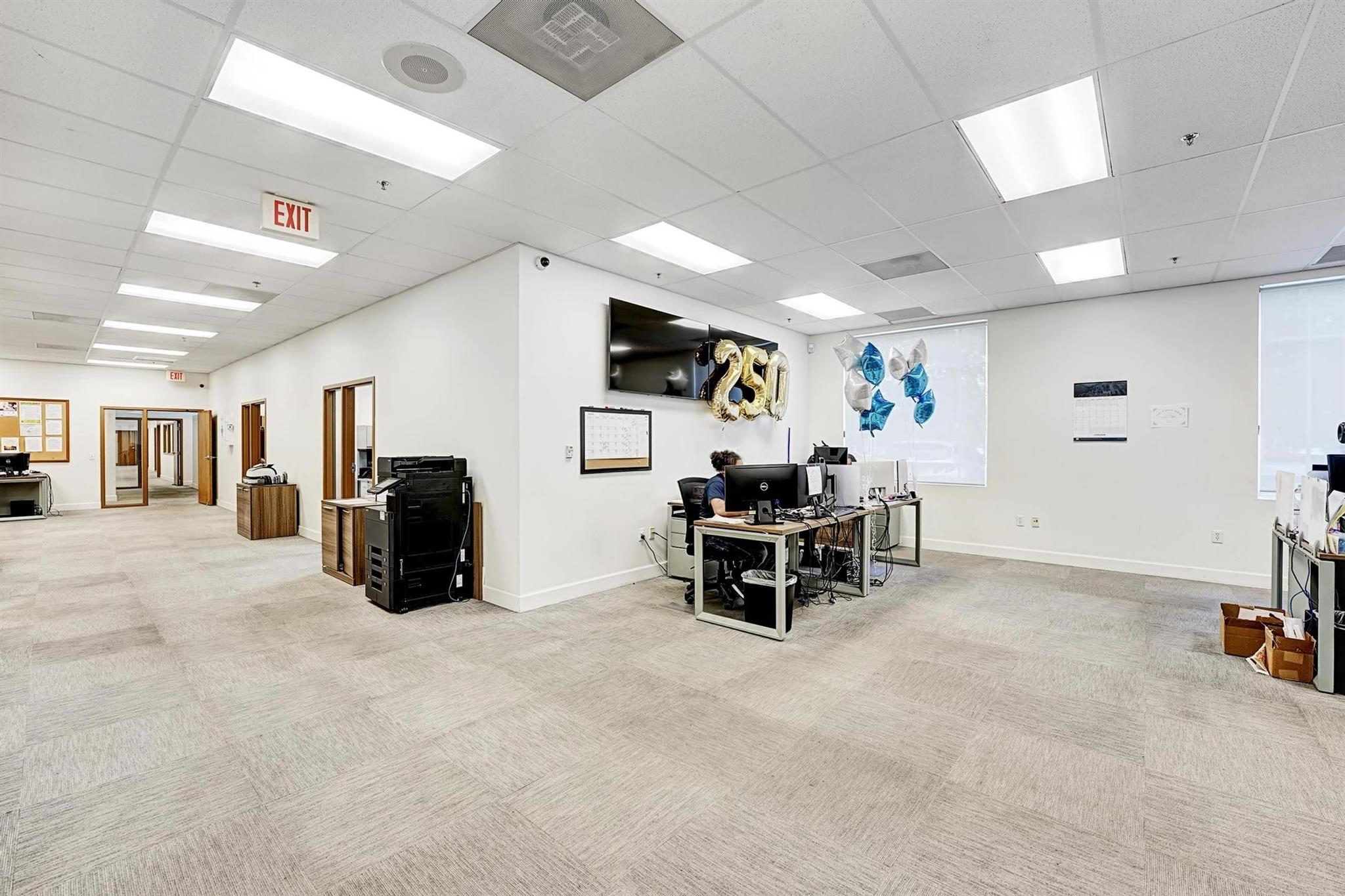 4300 NW 124th Avenue, Coral Springs, FL 33065