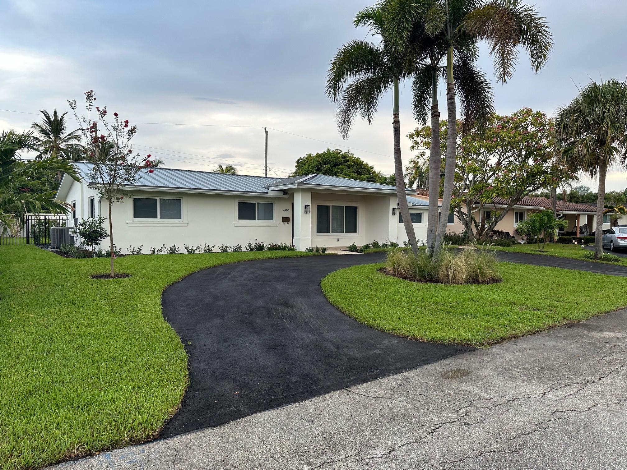 Photo for 1600 NE 59th Place, Fort Lauderdale, FL 33334 - listing #FX-10533762 1600 NE 59th Place, Fort Lauderdale, FL 33334