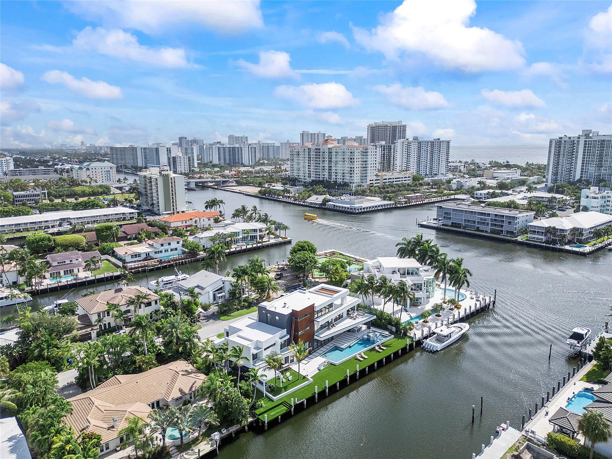 2880 NE 28th Street, Fort Lauderdale, FL 33306