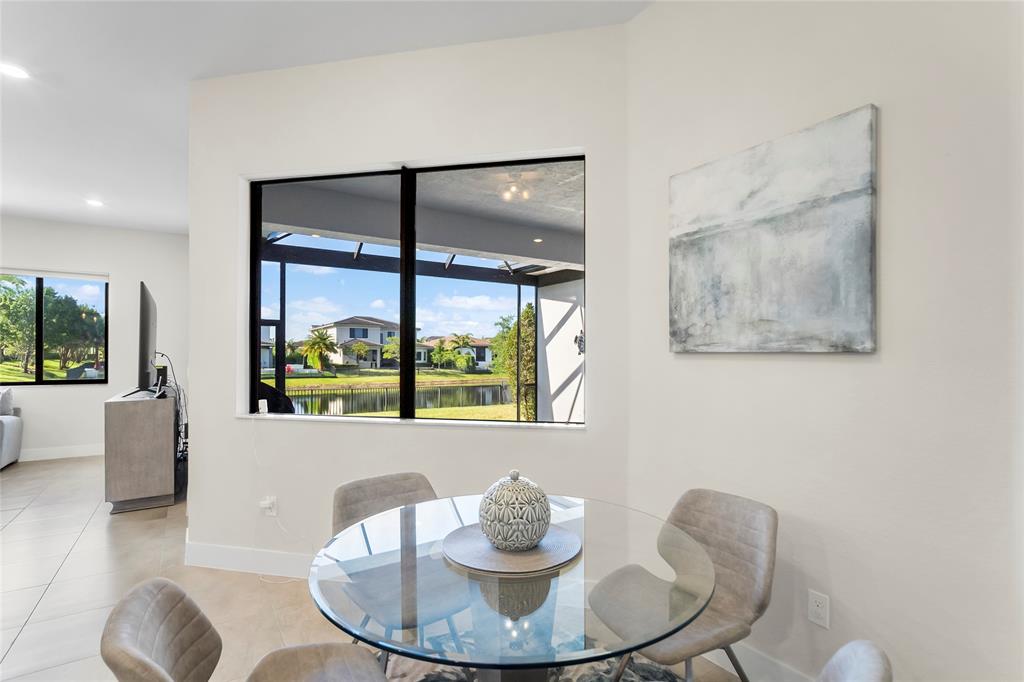 Photo for 10410 S Lago Vista Circle, Parkland, FL 33076 - Listing #FX-10434740 10410 S Lago Vista Circle, Parkland, FL 33076