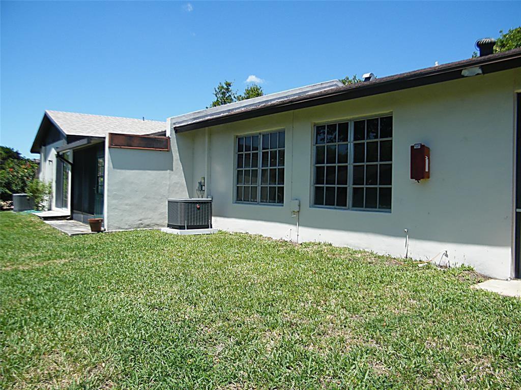 Photo for 5411 Laurel Oak Street, Delray Beach, FL 33484 - Listing #FX-10520919 5411 Laurel Oak Street, Delray Beach, FL 33484