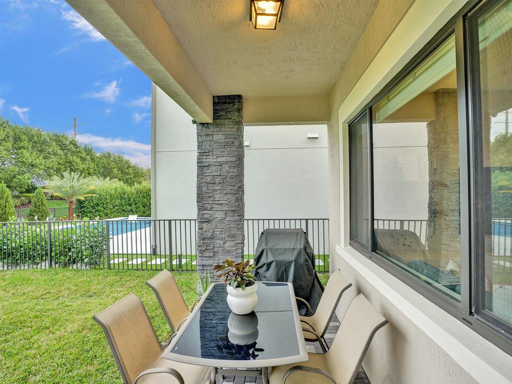 Photo for 10805 Oceano Way, Parkland, FL 33076 - Listing #FX-10428266 10805 Oceano Way, Parkland, FL 33076