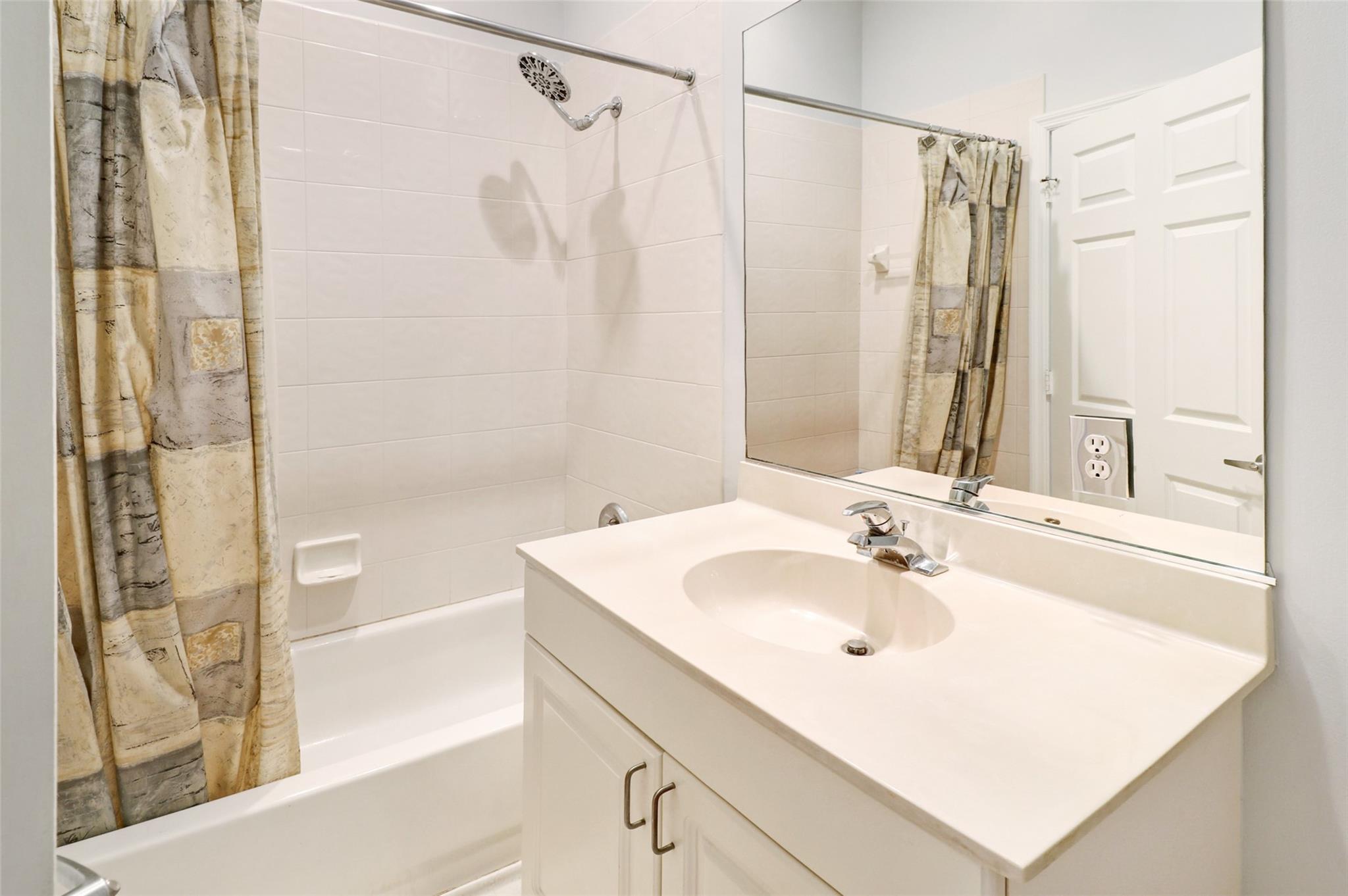 11955 NW 57th Mnr, Coral Springs, FL 33076