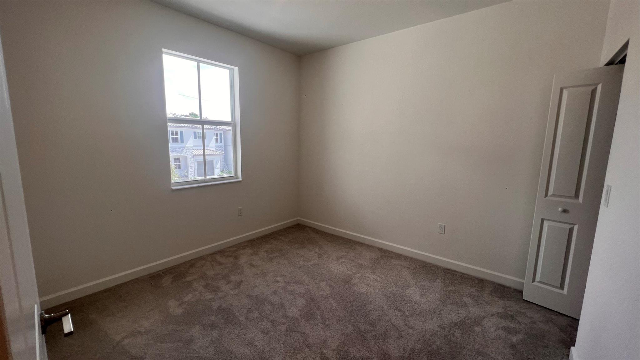 11960 NW 47 Mnr 11960, Coral Springs, FL 33065