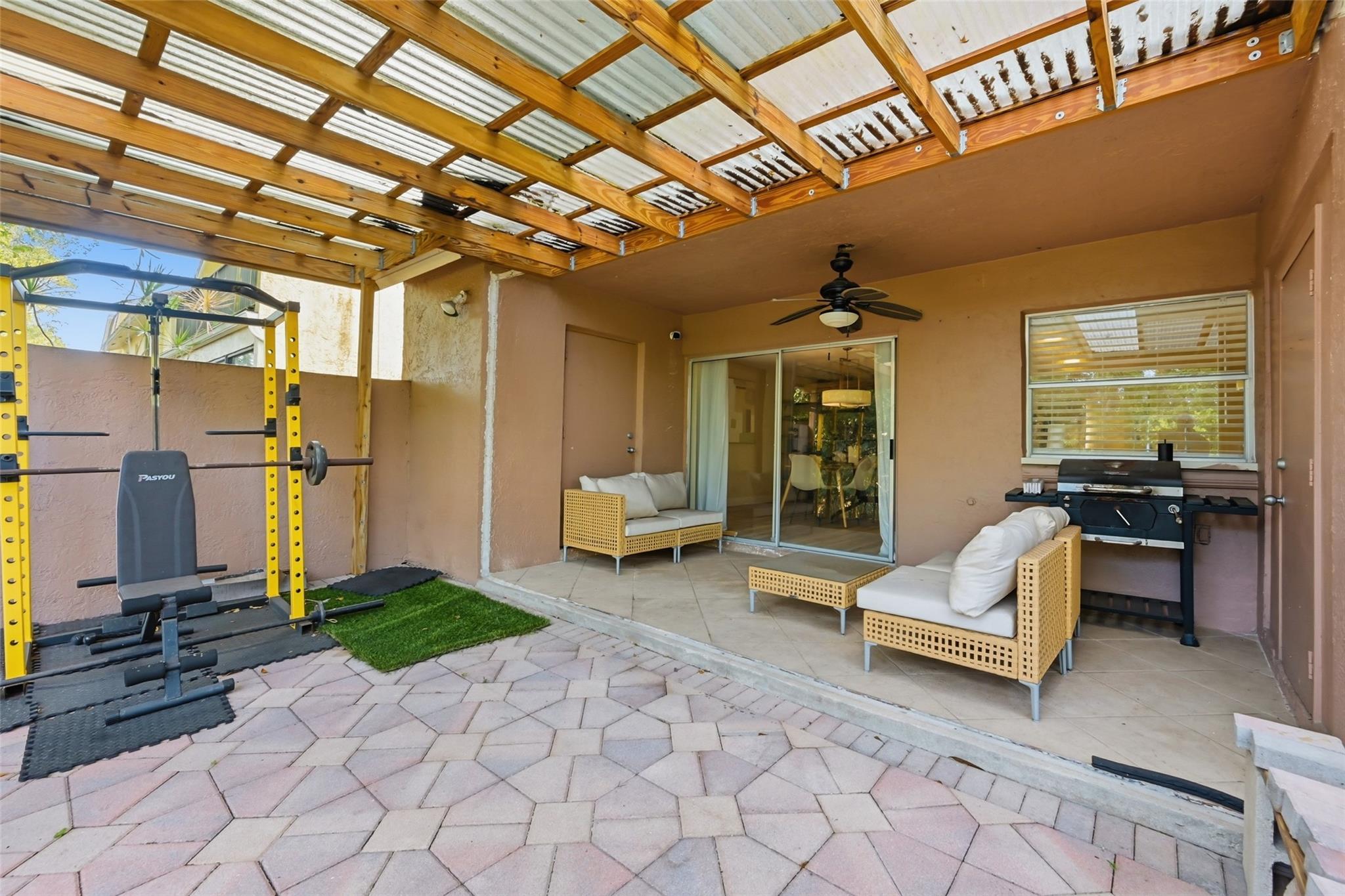 4337 Coral Springs Drive 1H, Coral Springs, FL 33065