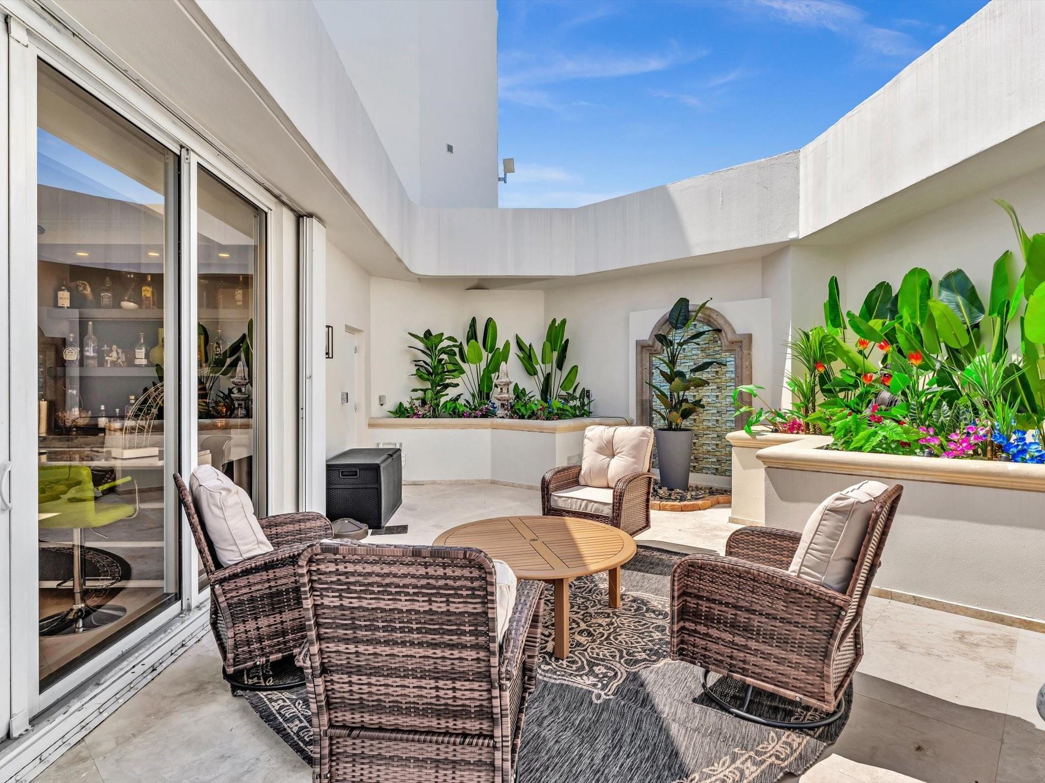 Photo for 7000 Island Boulevard, PH-06, Aventura, FL 33160 - Listing #FX-10485517 7000 Island Boulevard, PH-06, Aventura, FL 33160