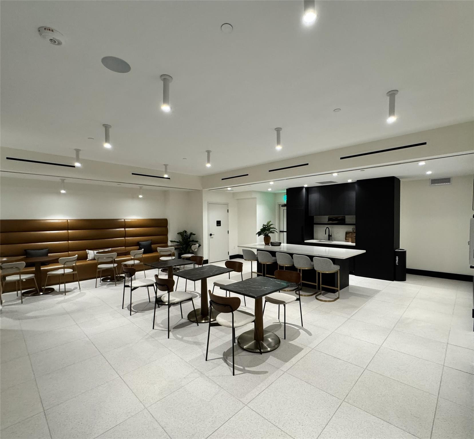 225 N Miami Avenue 2507, Miami, FL 33128