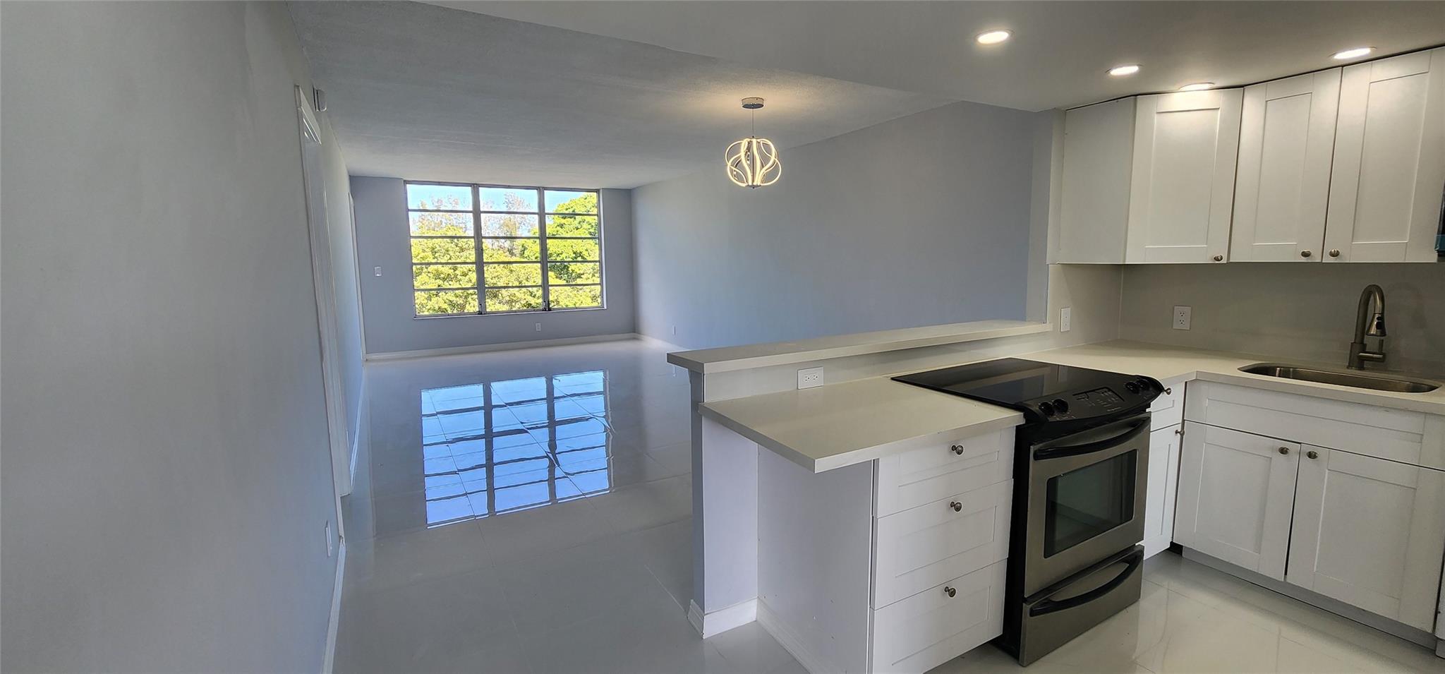 2650 S Course Drive 505, Pompano Beach, FL 33069