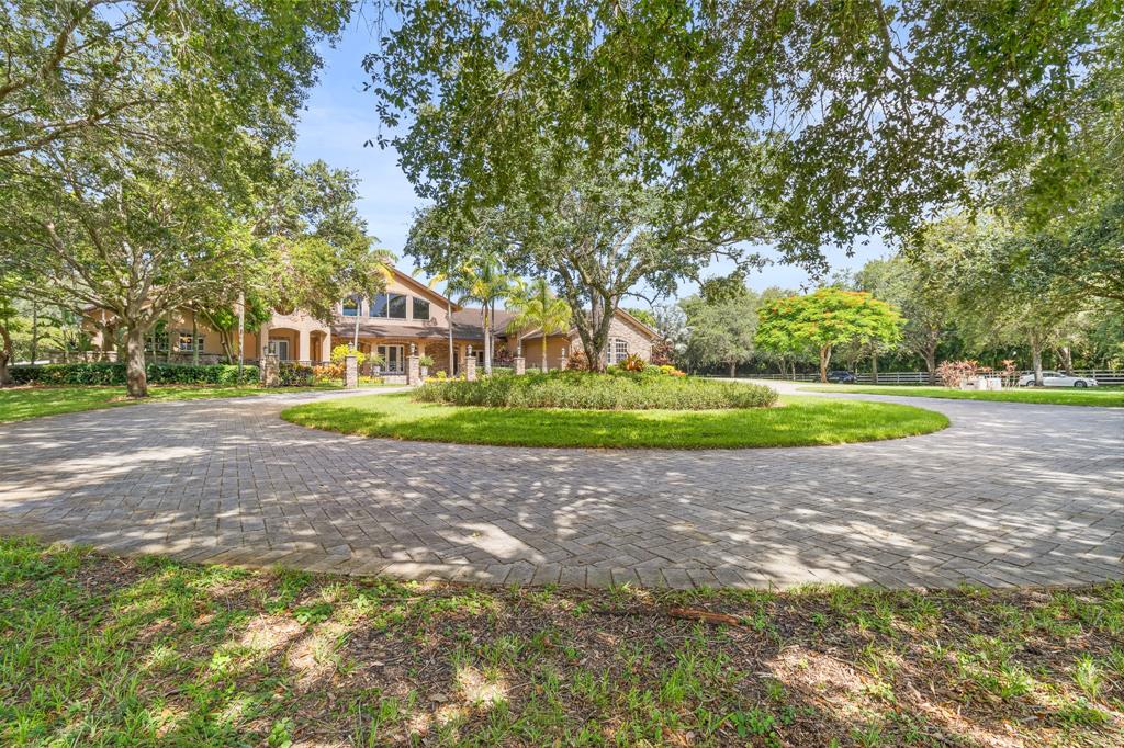 5335 Holatee Trail, Southwest Ranches, FL 33330