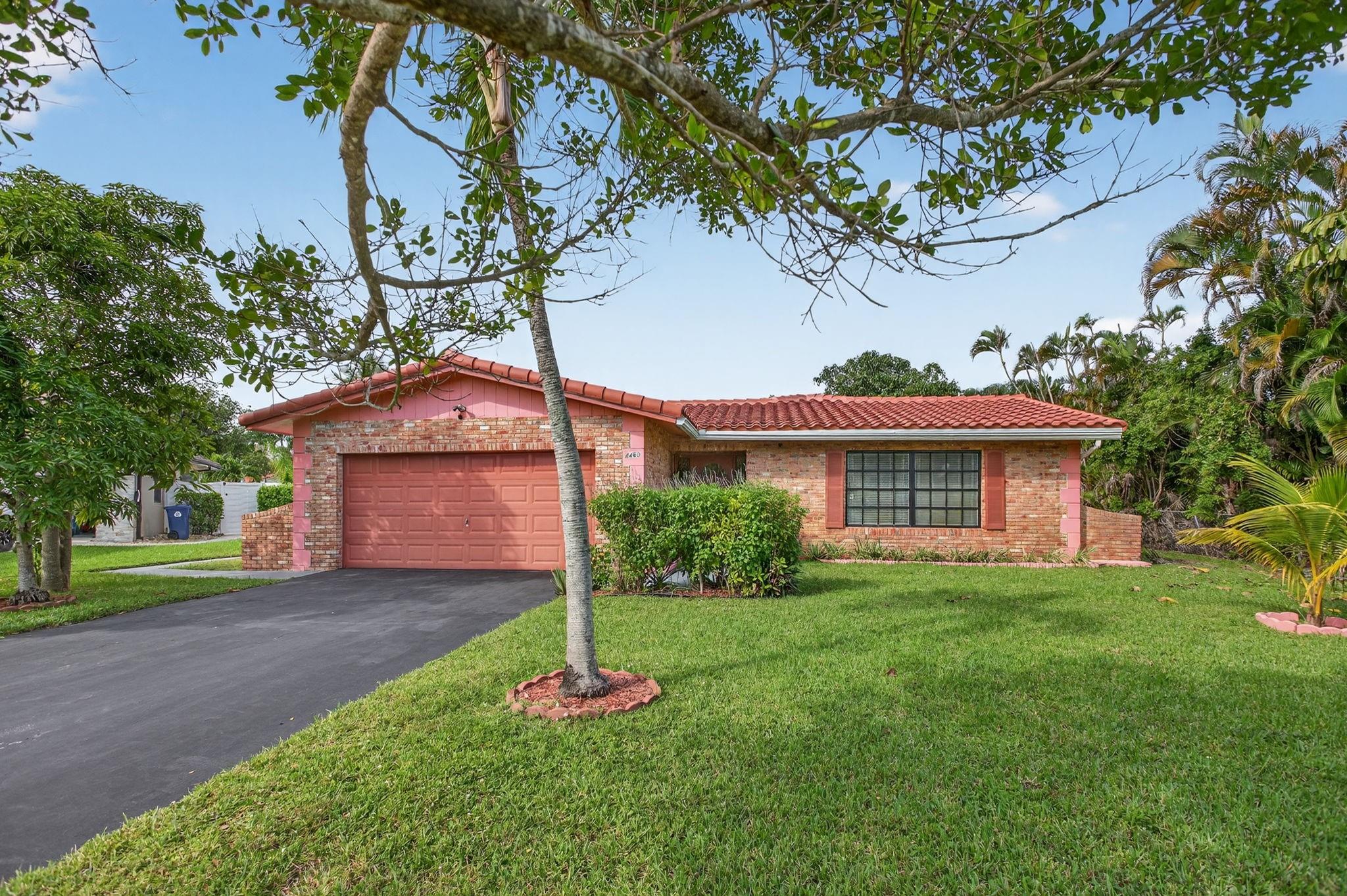 Photo for 4460 NW 105th Terrace, Coral Springs, FL 33065 - listing #FX-10534986 4460 NW 105th Terrace, Coral Springs, FL 33065