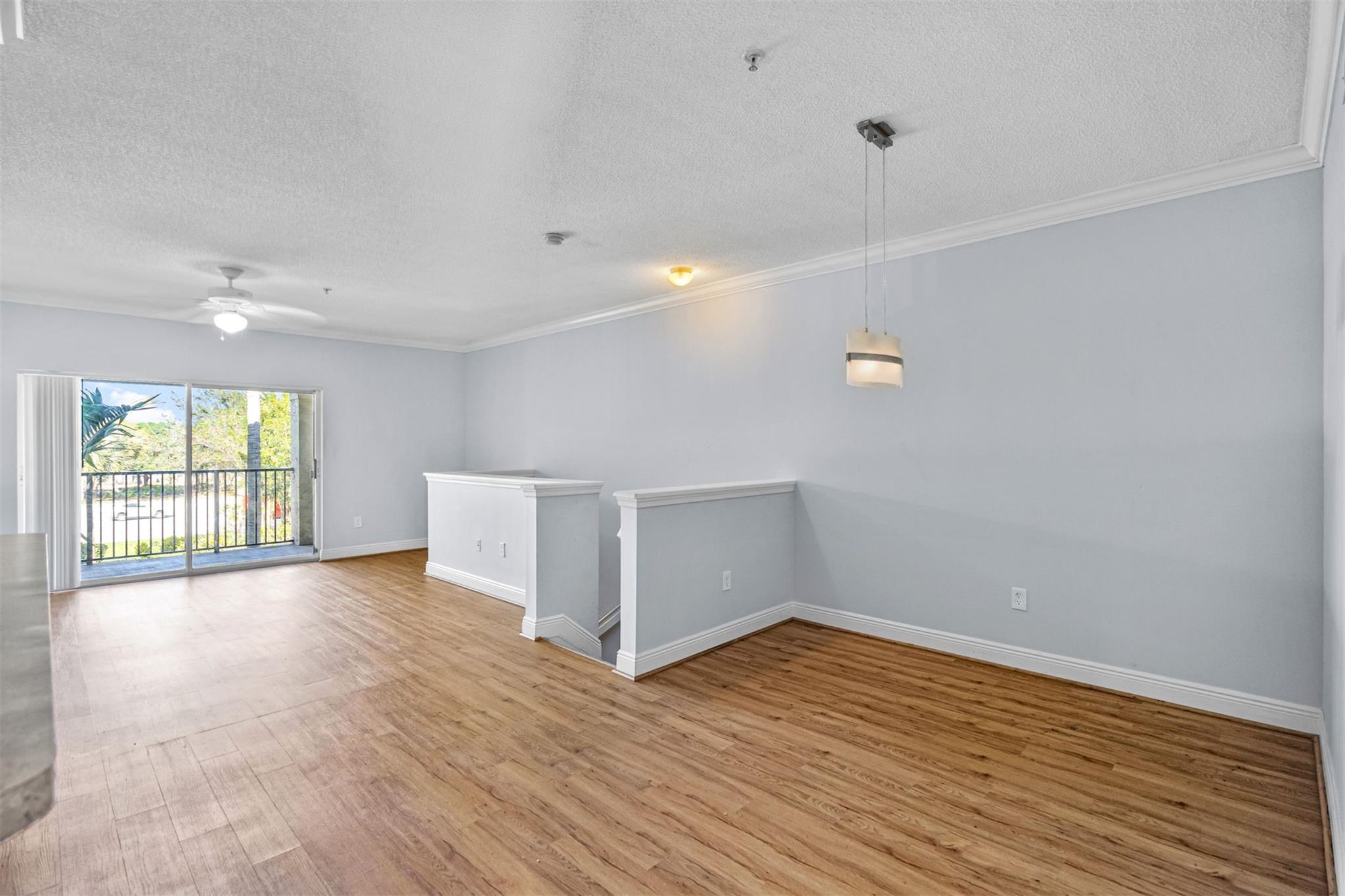 5880 W Sample Road 307, Coral Springs, FL 33067