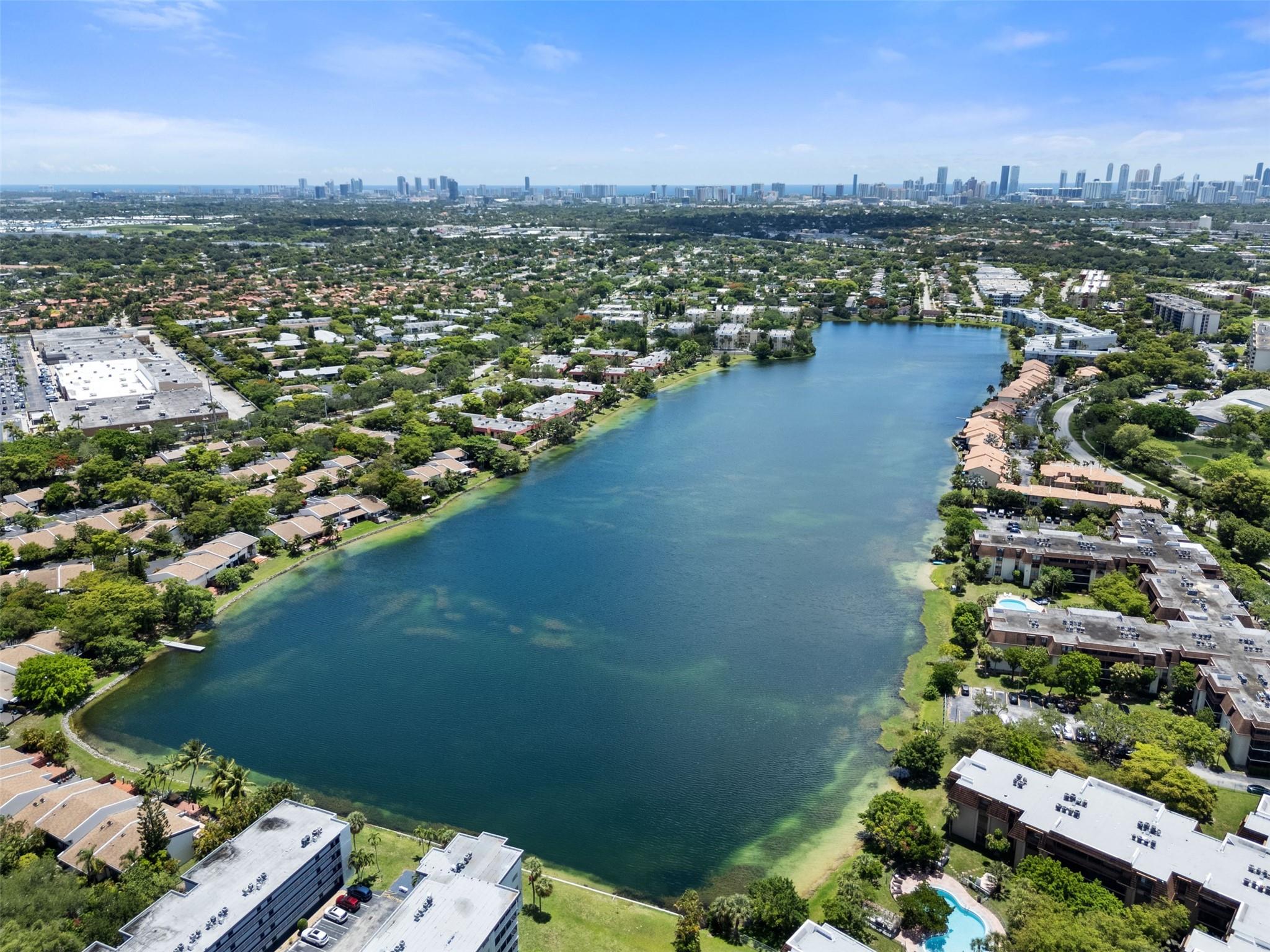 441 NE 195th Street 302, Miami, FL 33179