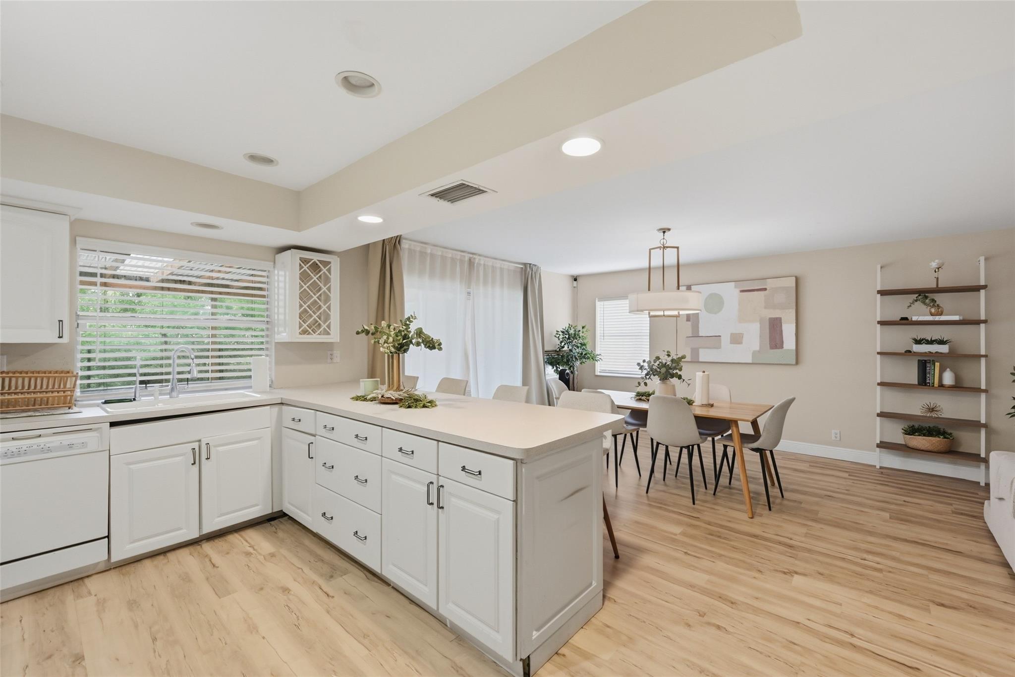 4337 Coral Springs Drive 1H, Coral Springs, FL 33065