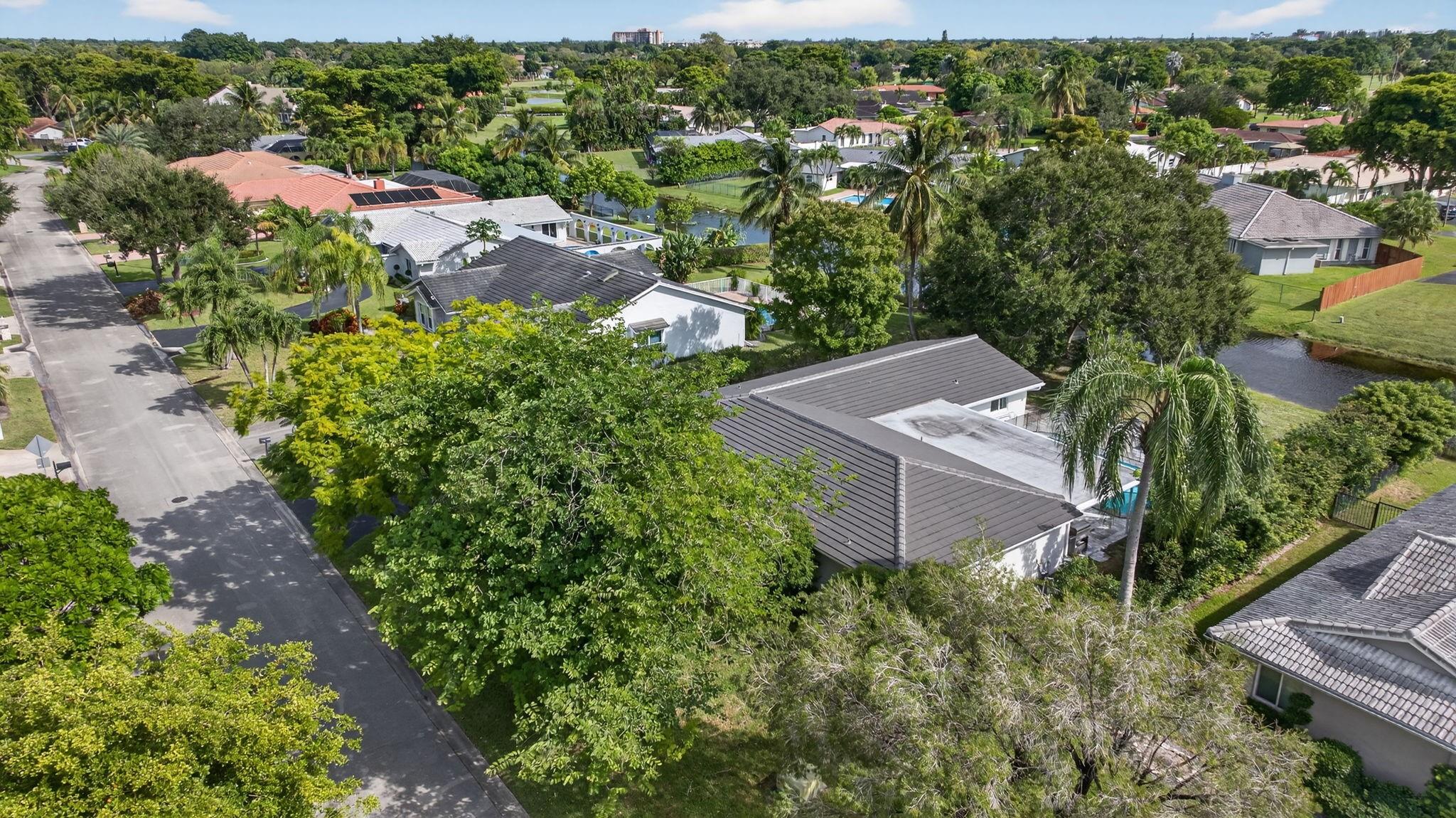 2421 NW 114th Avenue, Coral Springs, FL 33065