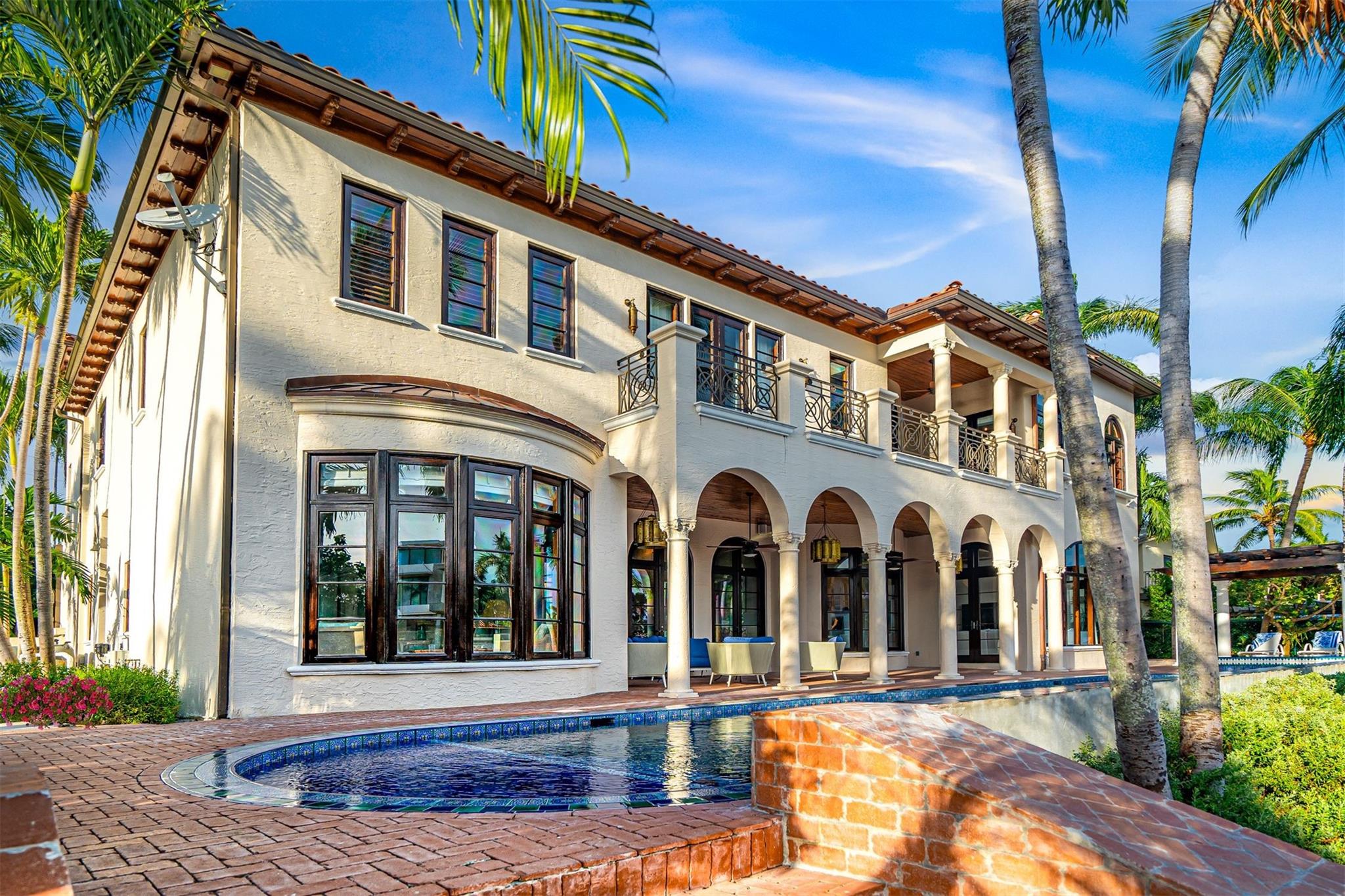 2530 Laguna Drive, Fort Lauderdale, FL 33316