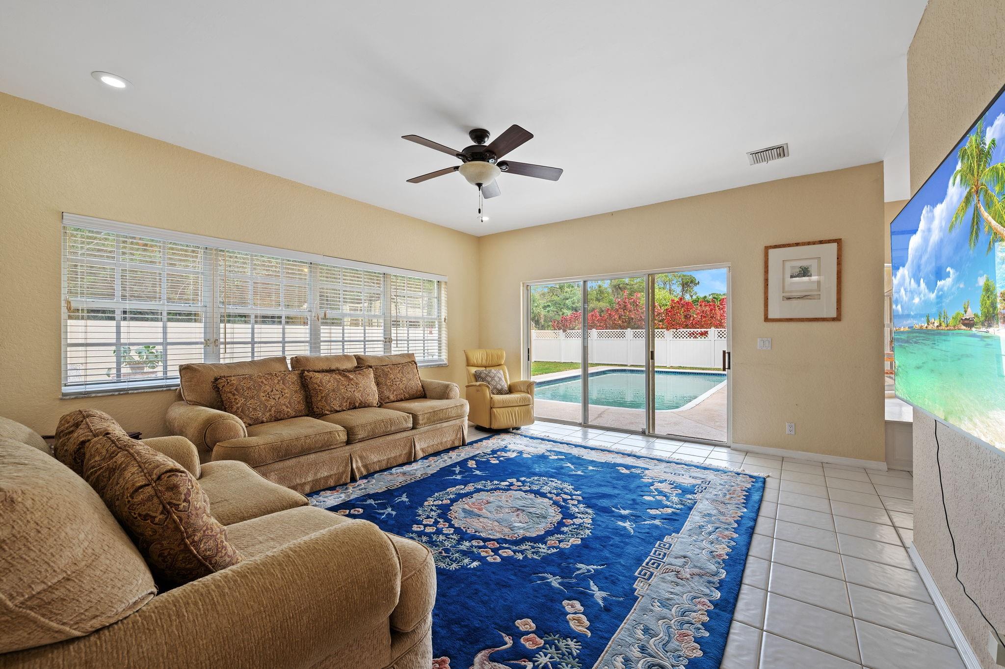 4080 NW 83rd Lane, Coral Springs, FL 33065