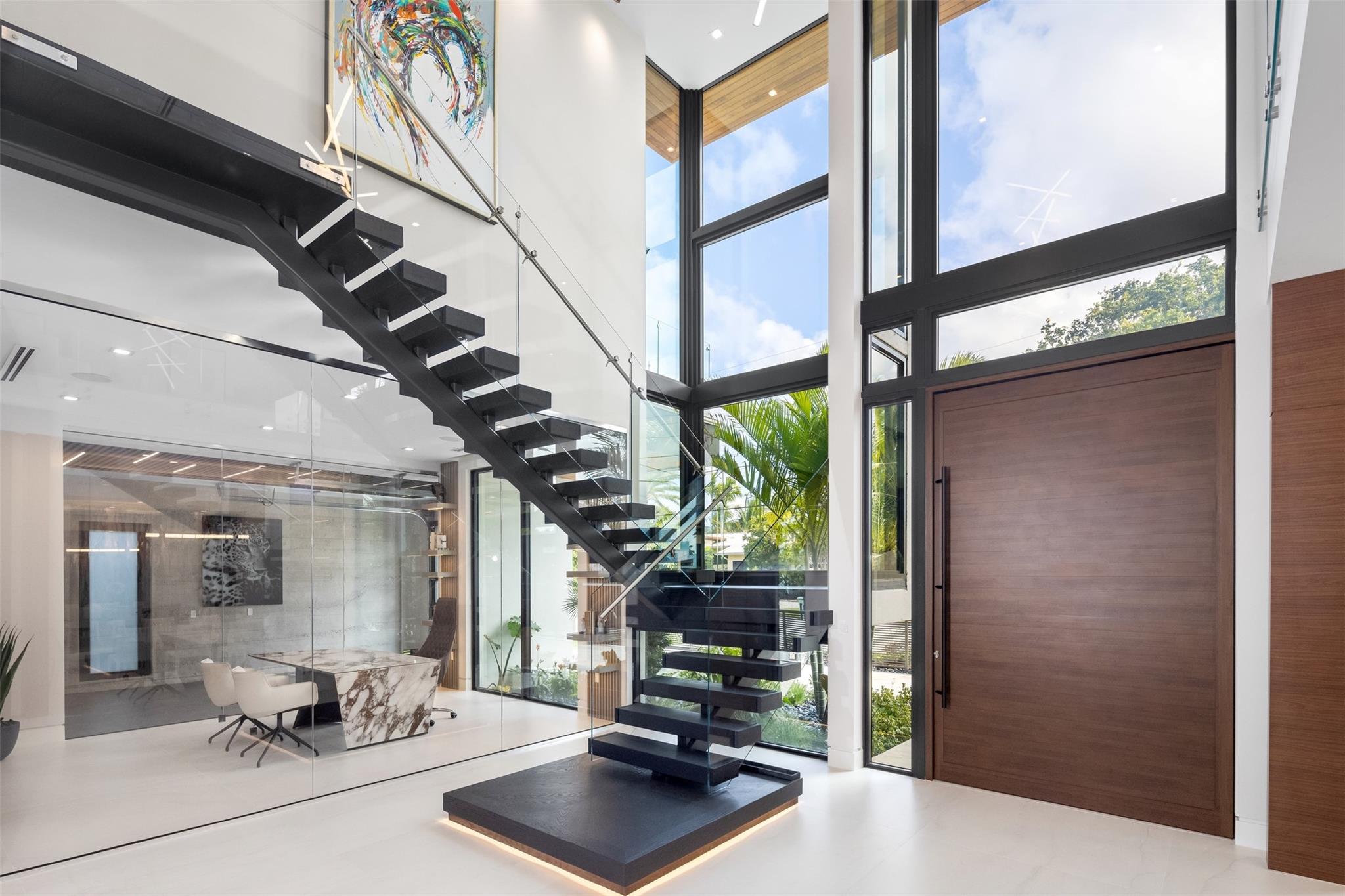 2733 NE 16th Street, Fort Lauderdale, FL 33304