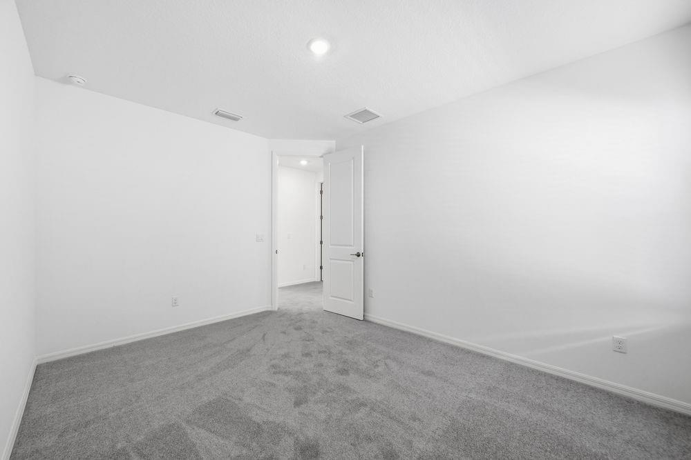 532 SE Ranch Oak Circle ~ Ready Now